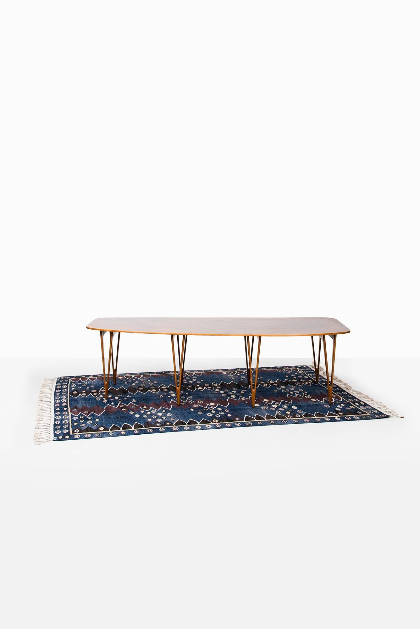 Børge Mogensen Console or Library Table by Erhard Rasmussen in Denmark 3