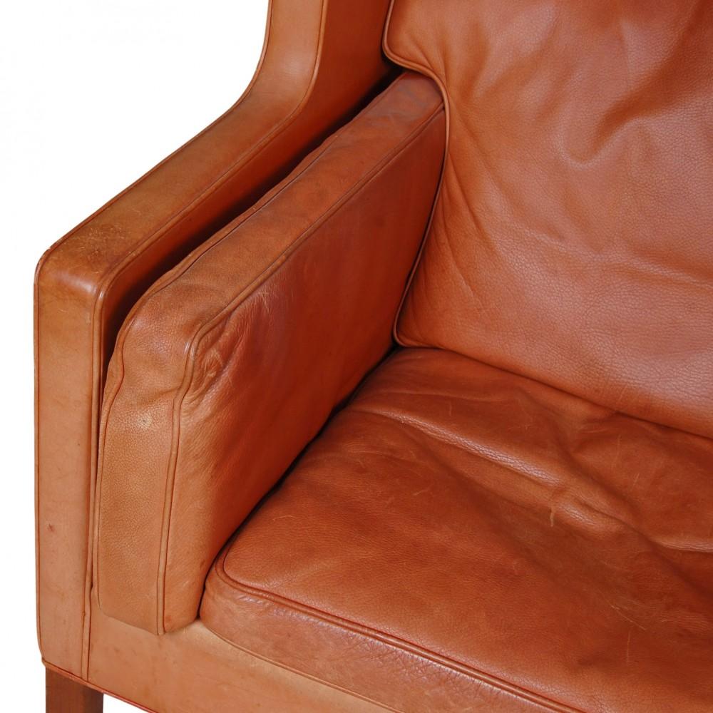 Danish Børge Mogensen Coupé sofa 2192 in original patinated cognac leather