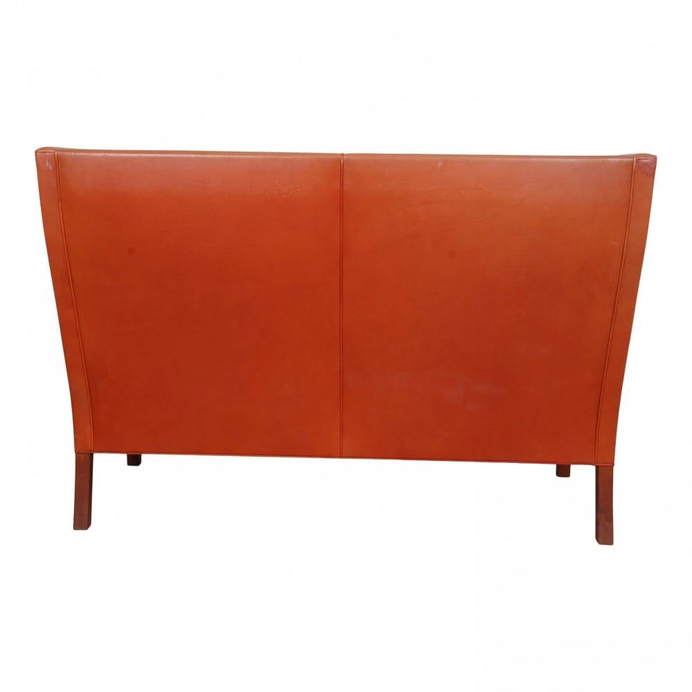 Leather Børge Mogensen Coupé sofa 2192 in original patinated cognac leather For Sale