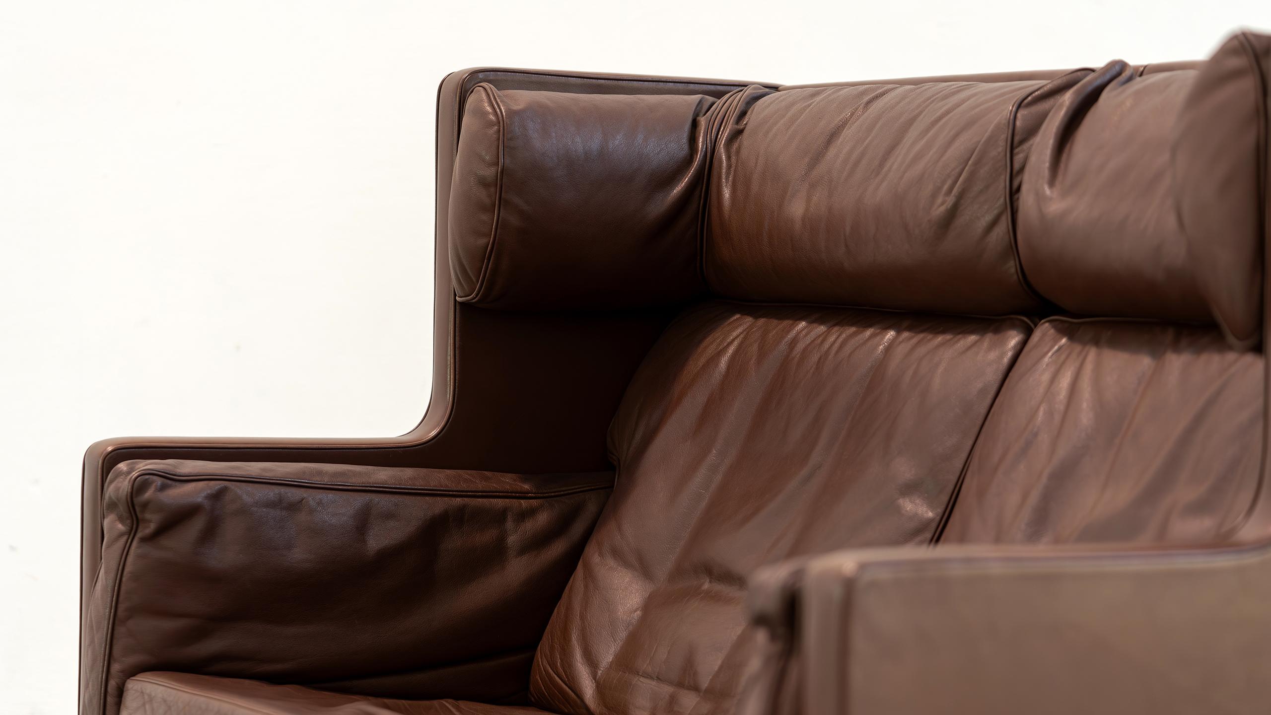 Borge Mogensen Sofa Coupé brown leather 1971 for Fredericia Denmark Mid Century For Sale 5