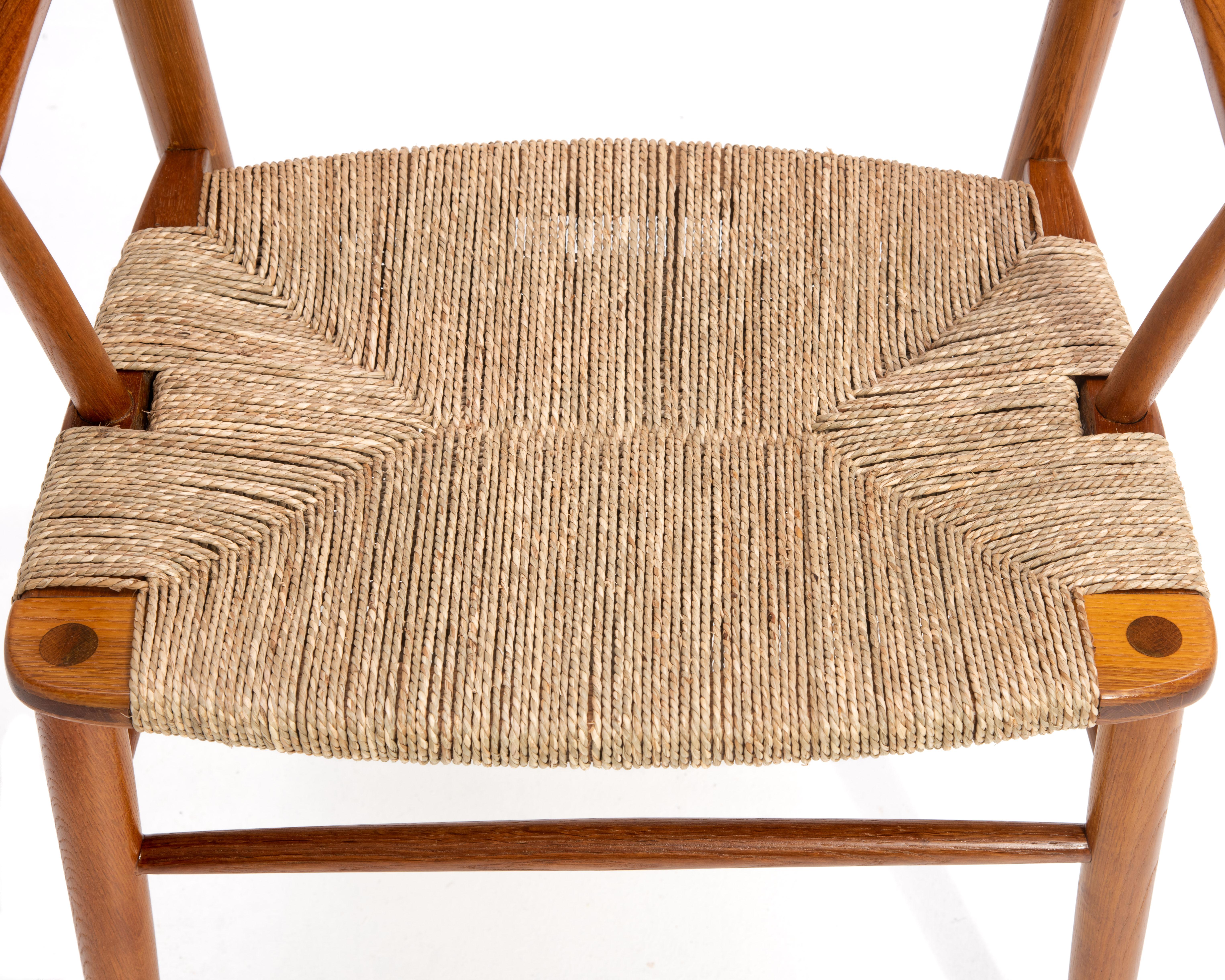 Børge Mogensen Chaise de salle à manger danoise à accoudoir restaurée Søborg Møbler, milieu de siècle en vente 3
