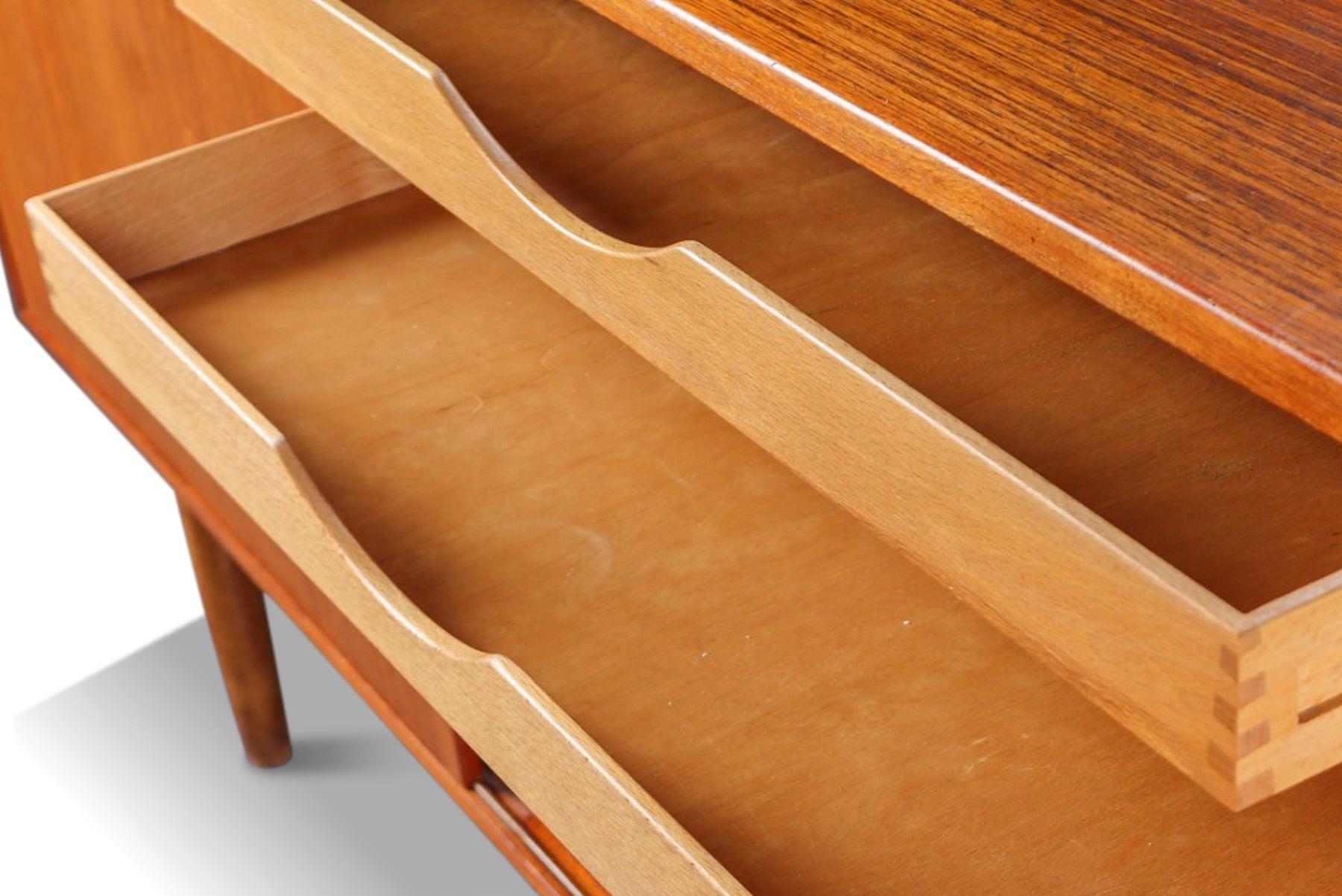 Børge Mogensen Danish Modern Teak + Oak Credenza In Excellent Condition In Berkeley, CA