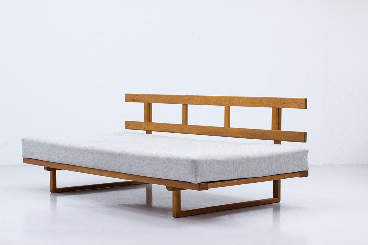 20th Century Børge Mogensen Daybed 4312 of Oak and Wool by Fredericia Stolefabrik, Denmark