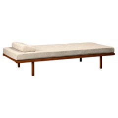 Cama de día Børge Mogensen Modelo 190 roble y tela natural, Fredericia Stolefabrik