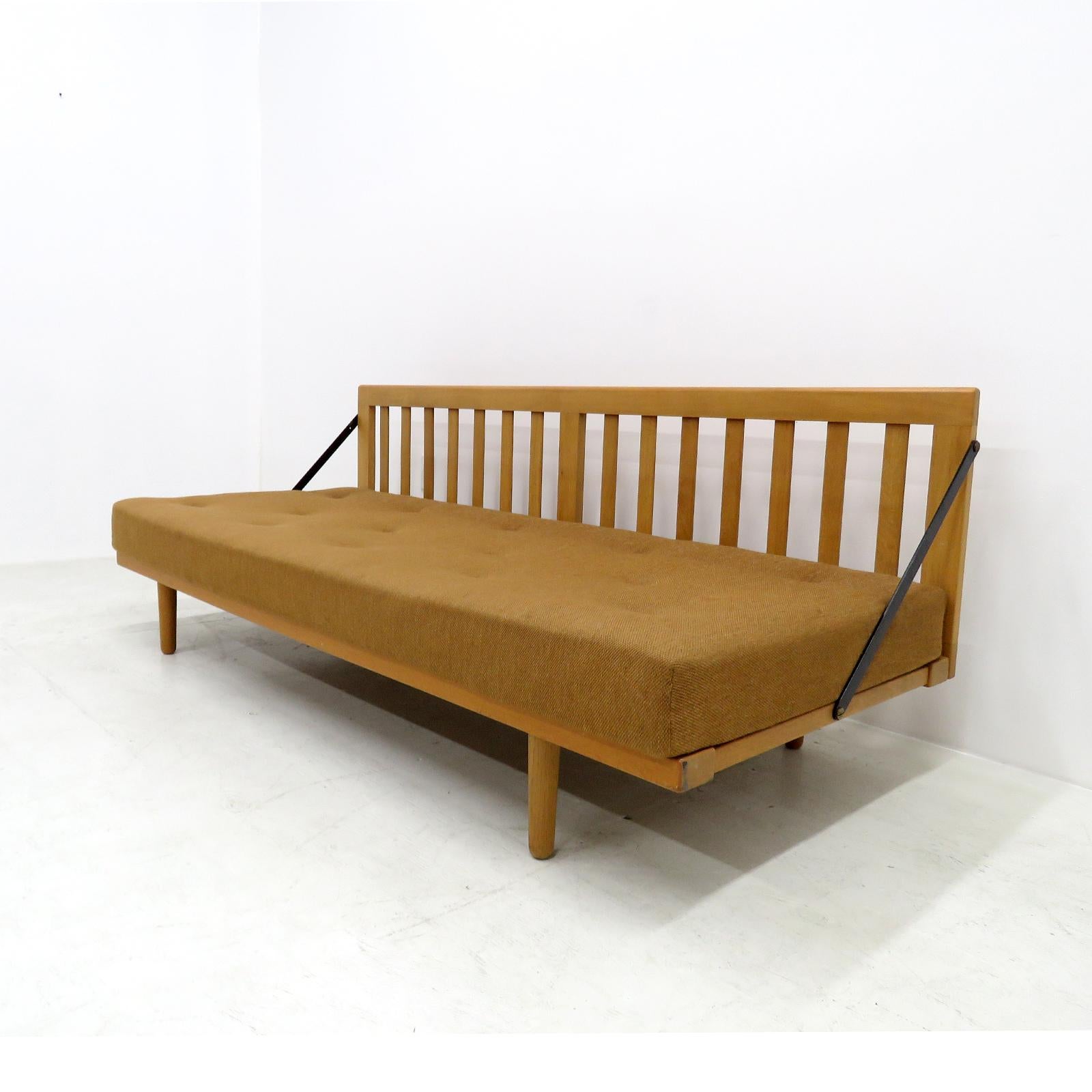 Børge Mogensen Daybed Model No. 190, 1963 For Sale 1