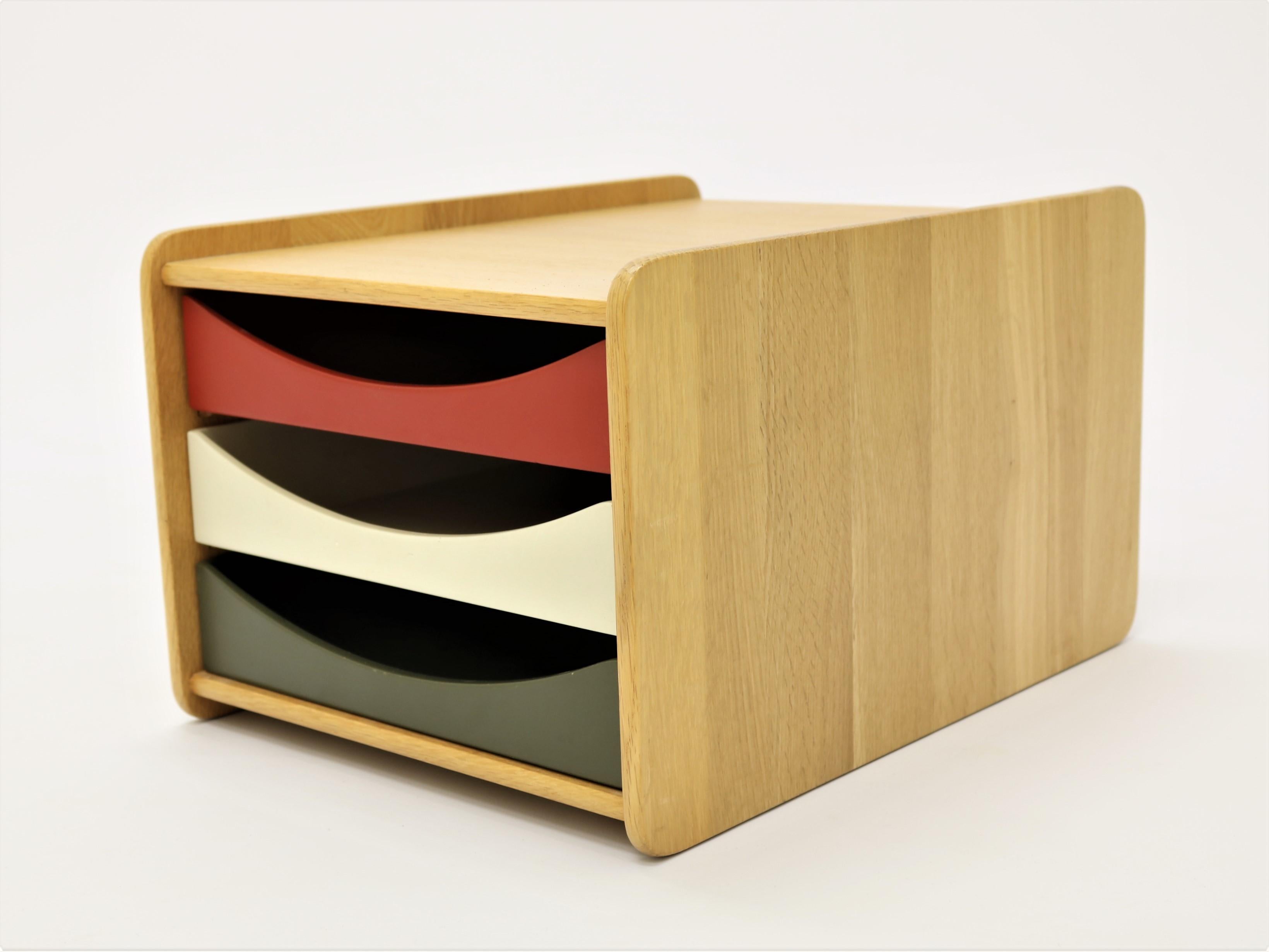 Mid-20th Century Børge Mogensen, Desk Organizer in Oak and Lacquered Metal, 1960s