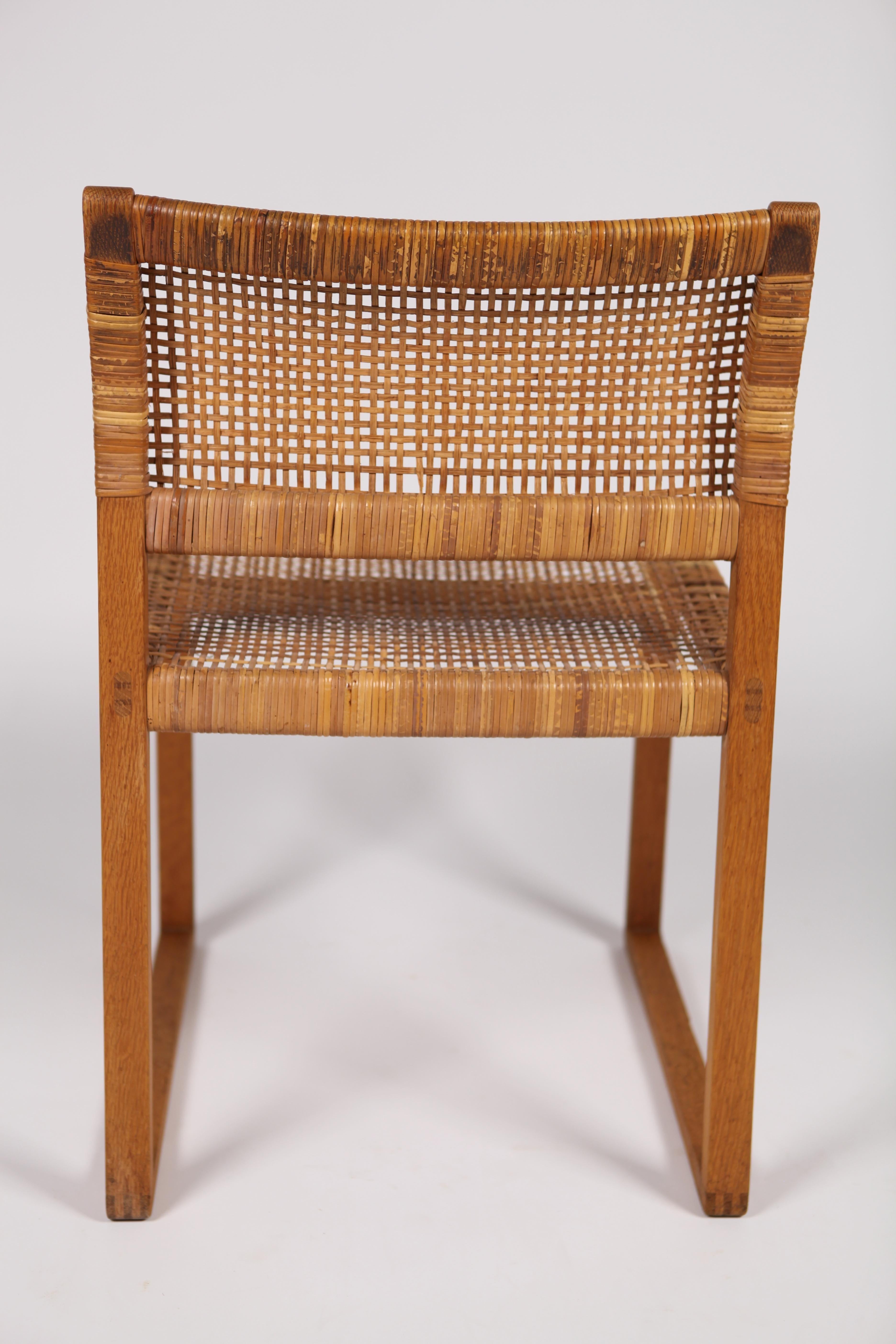 Børge Mogensen, Dining Chairs in Oak and Woven Cane, Denmark, 1957 7