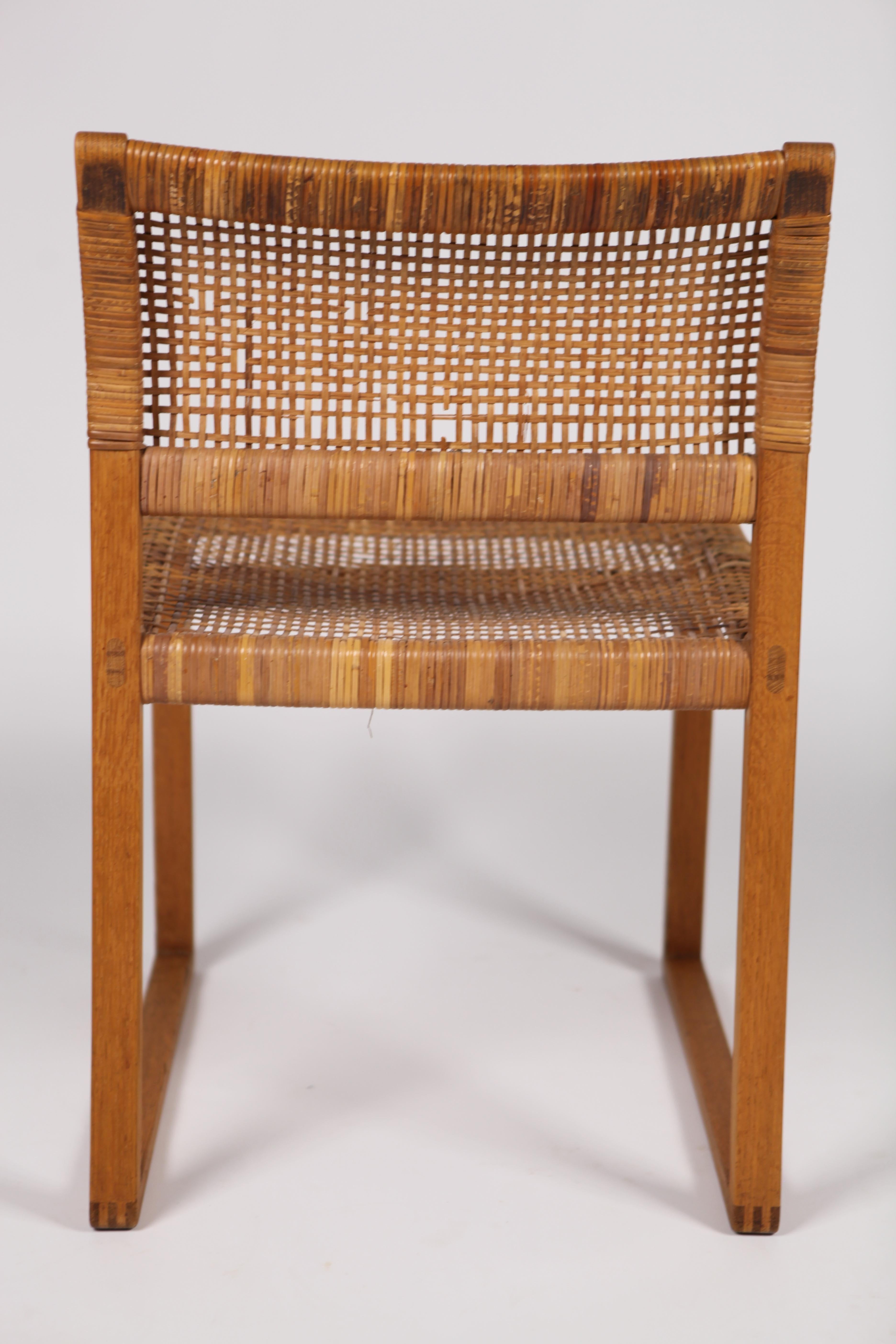Børge Mogensen, Dining Chairs in Oak and Woven Cane, Denmark, 1957 11