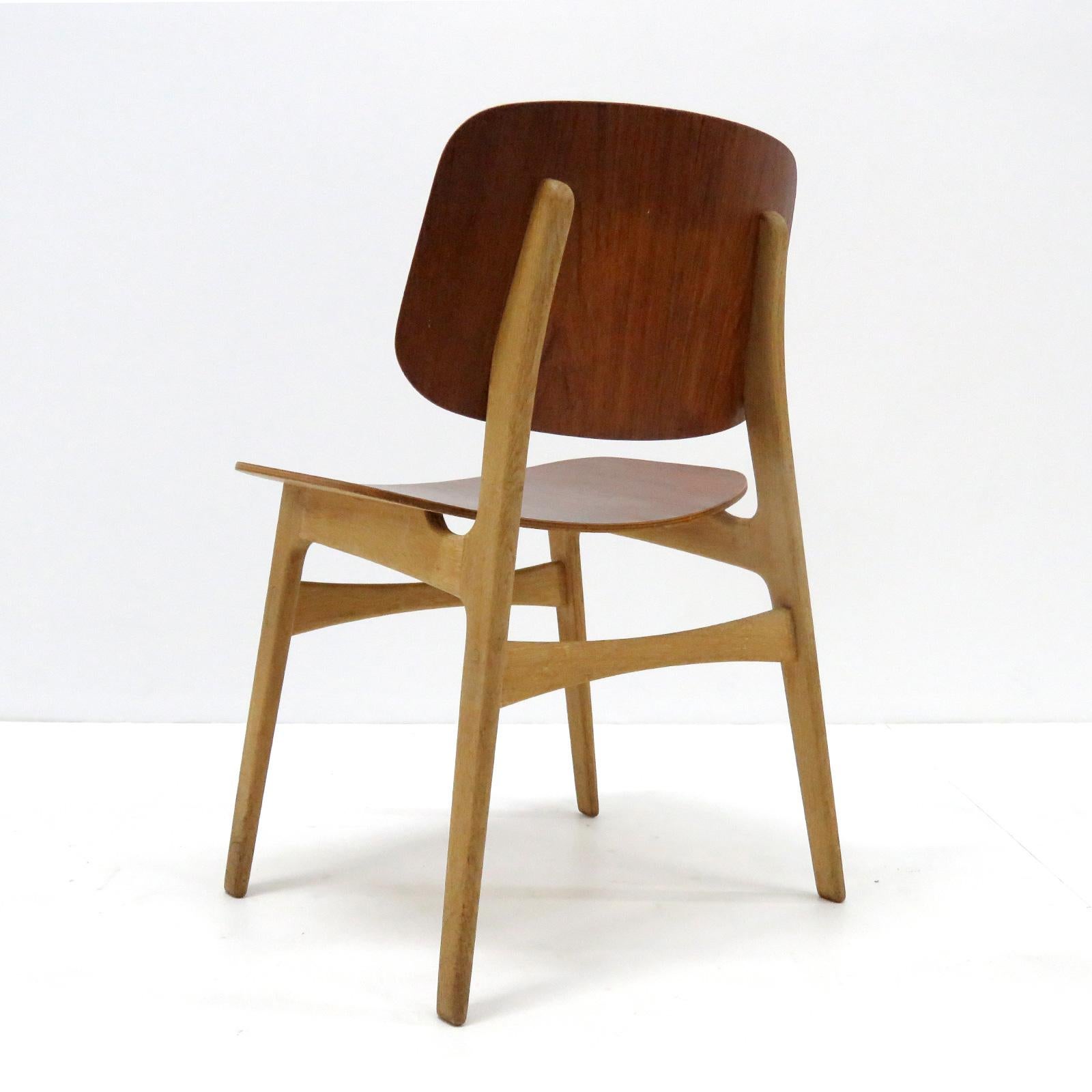 Børge Mogensen Dining Chairs, Model 122, 1950 In Good Condition In Los Angeles, CA