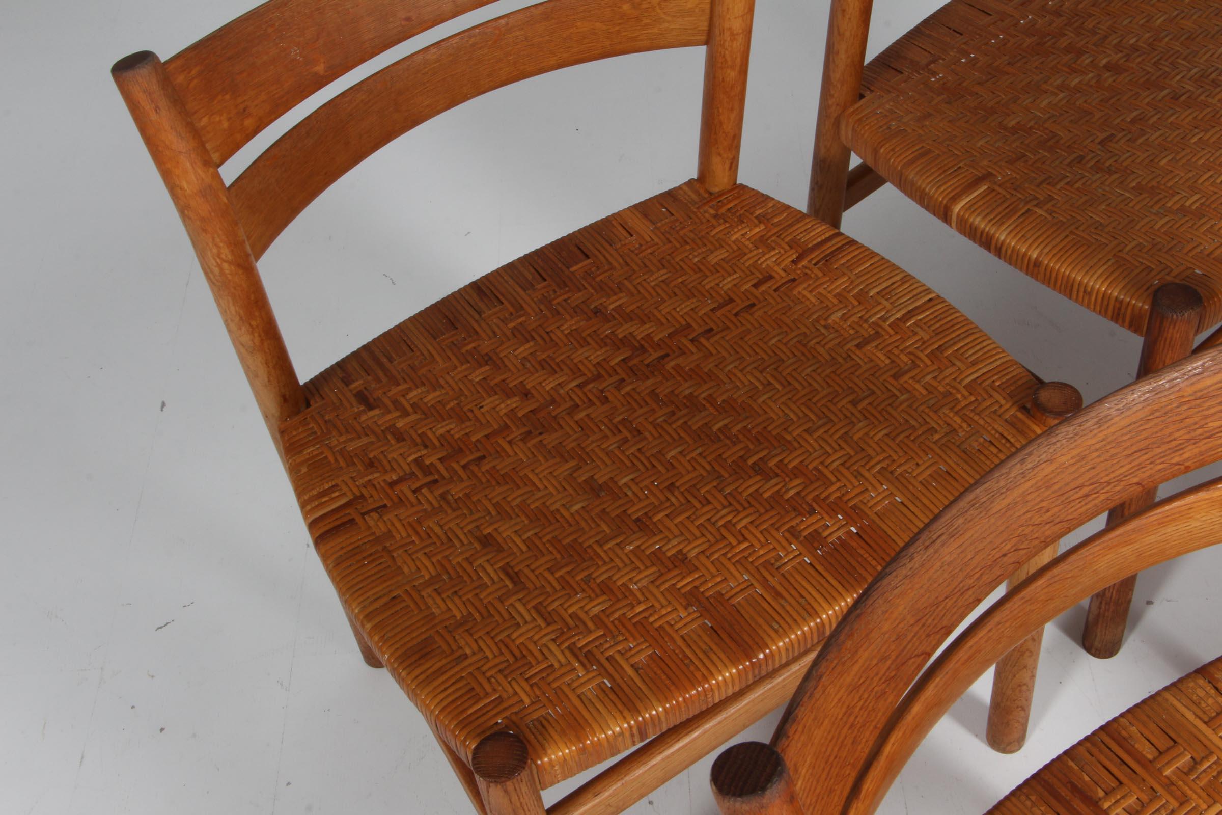 Børge Mogensen dining chairs with cane seat, oak, BM1 In Good Condition In Esbjerg, DK
