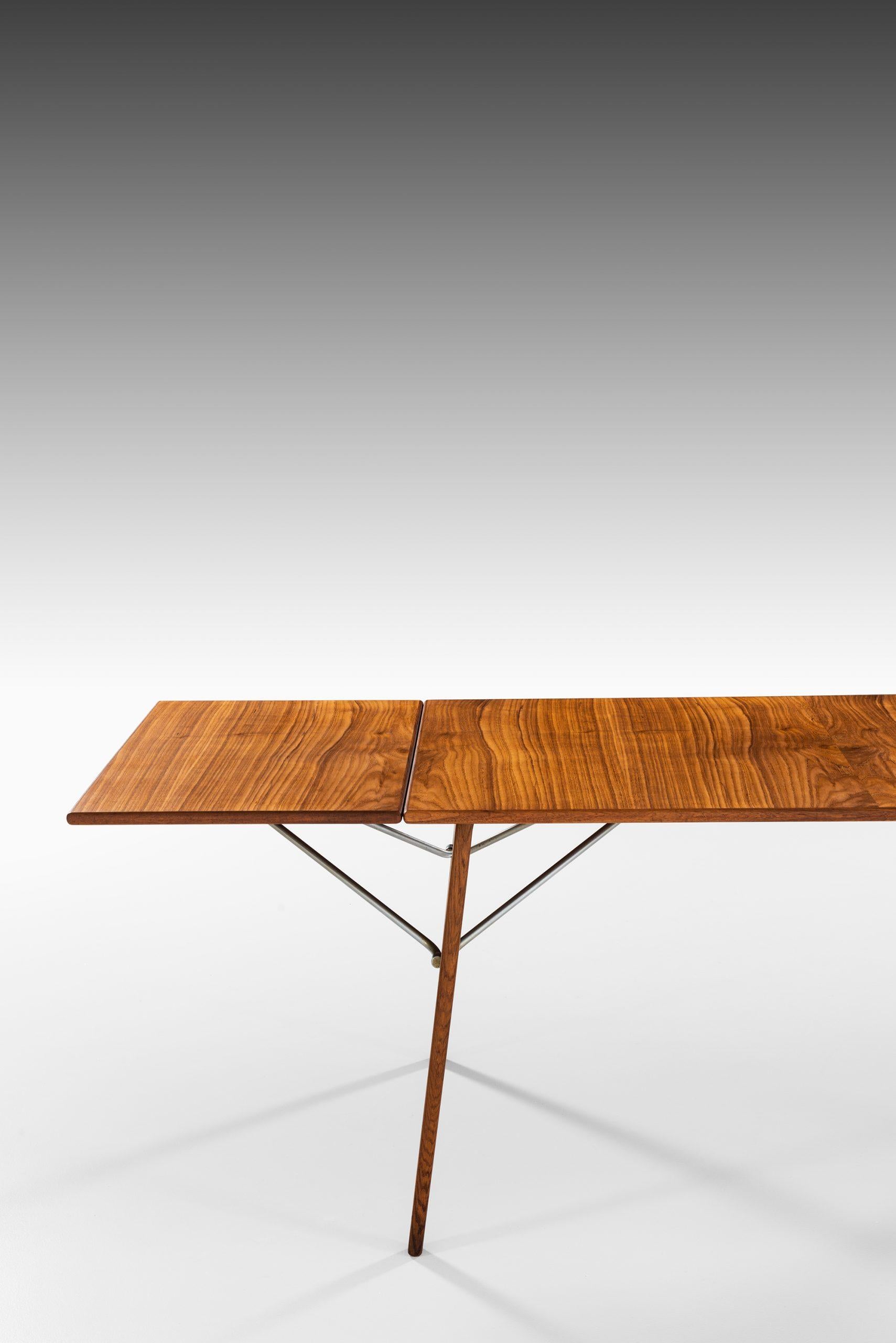 Børge Mogensen Dining Table or Desk Produced by Søborg Møbler in Denmark For Sale 1