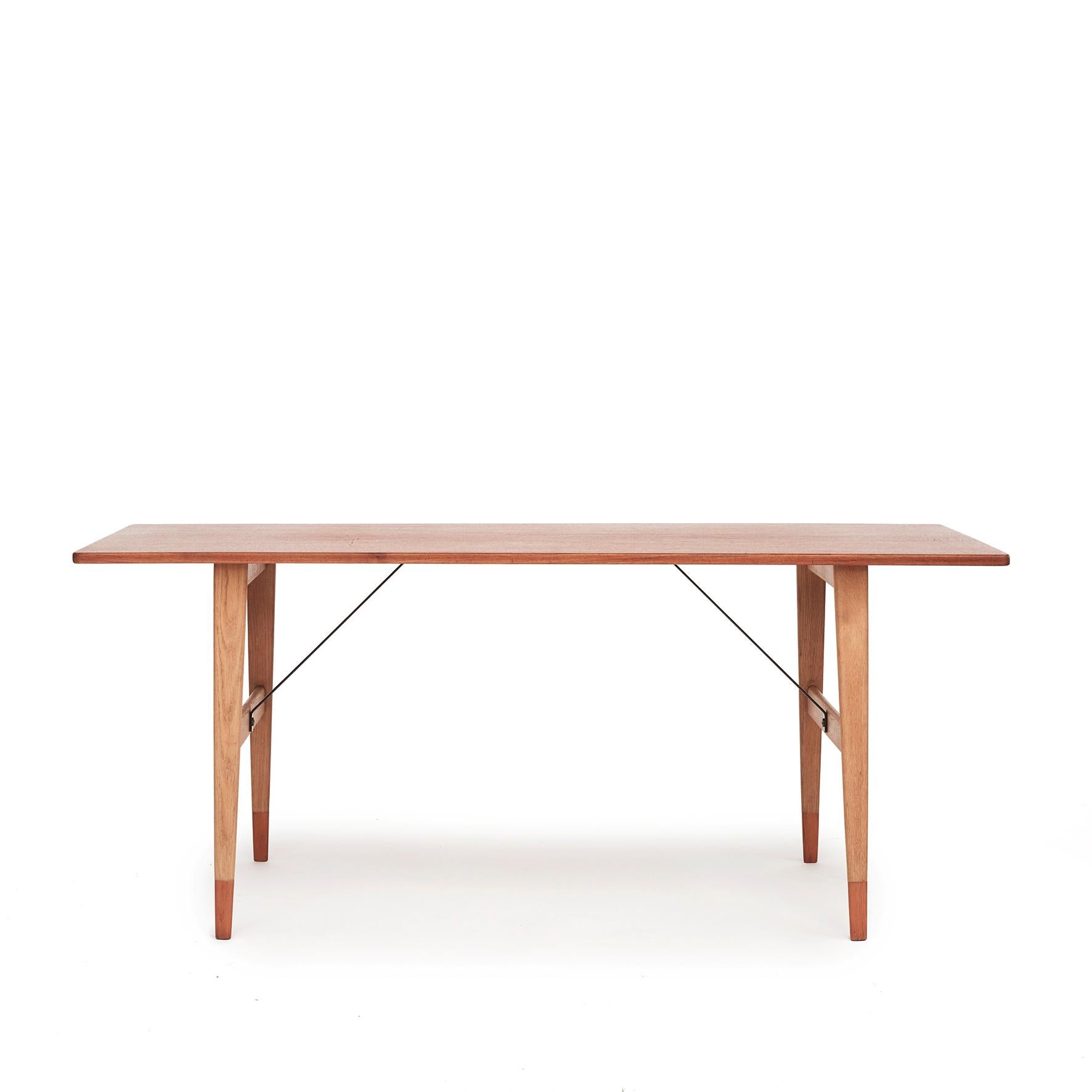 Børge Mogensen, Danish 1914-1972
Dining table model 281 designed by Børge Mogensen for 