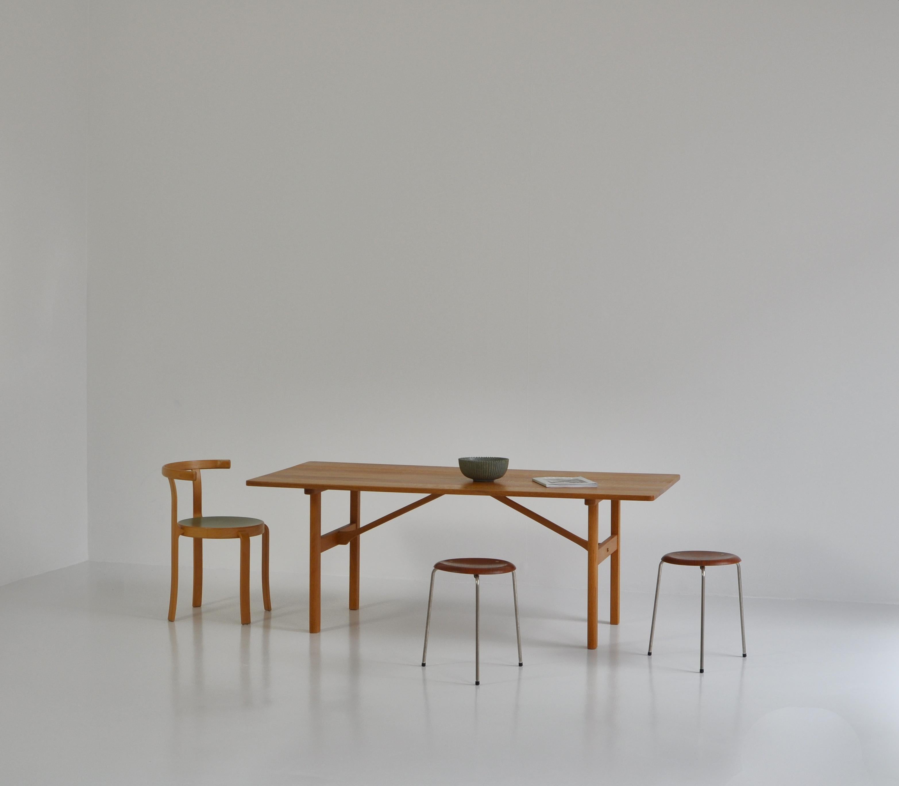 Rare vintage dining table or desk by Børge Mogensen designed in 1958 and manufactured at 
