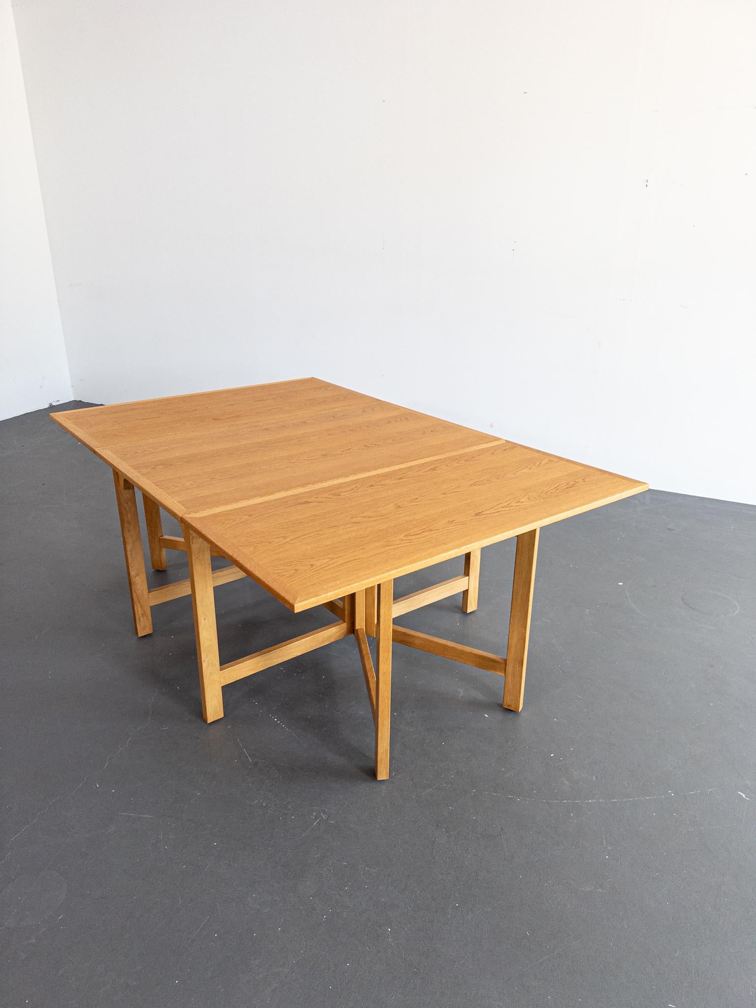 Børge Mogensen Drop-Leaf Dining Table for Karl Andersson & Söner, 1960s For Sale 5