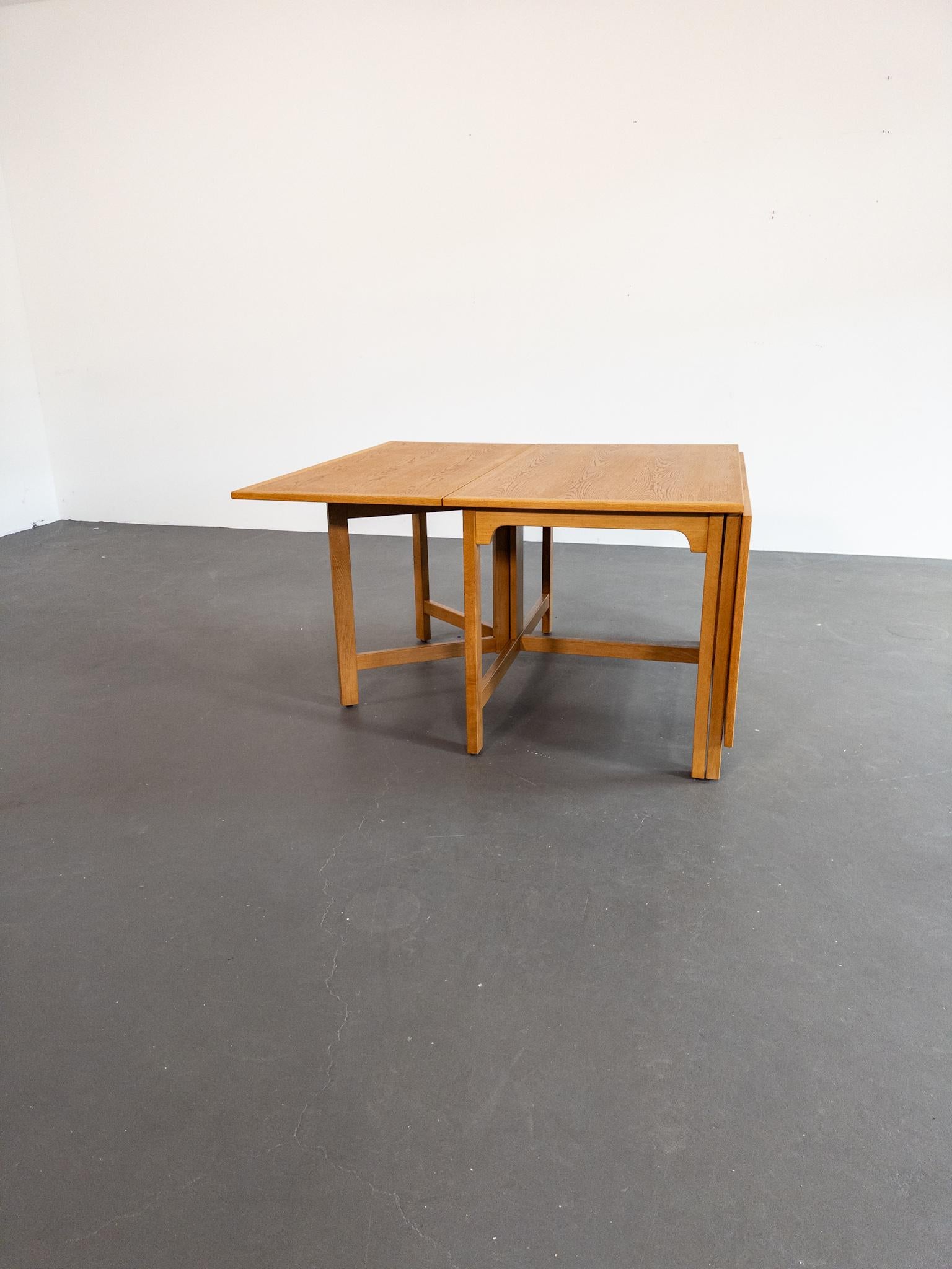 Scandinavian Modern Børge Mogensen Drop-Leaf Dining Table for Karl Andersson & Söner, 1960s For Sale