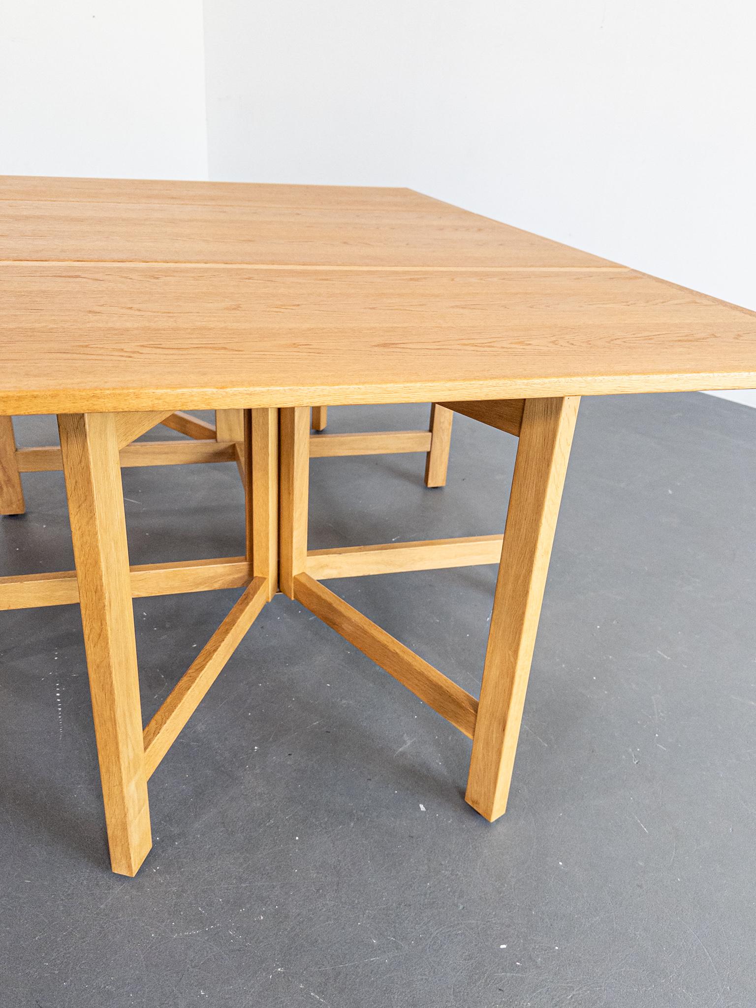 Børge Mogensen Drop-Leaf Dining Table for Karl Andersson & Söner, 1960s For Sale 1