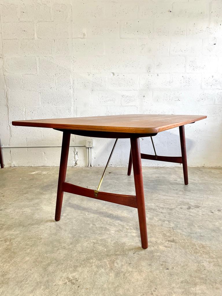 Børge Mogensen Early Hunting Dining Table or Desk for Søborg Danish Modern In Good Condition For Sale In Fort Lauderdale, FL