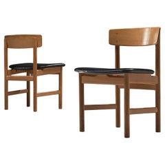 Retro Børge Mogensen Early Pair of Dining Chairs in Oak and Leather 
