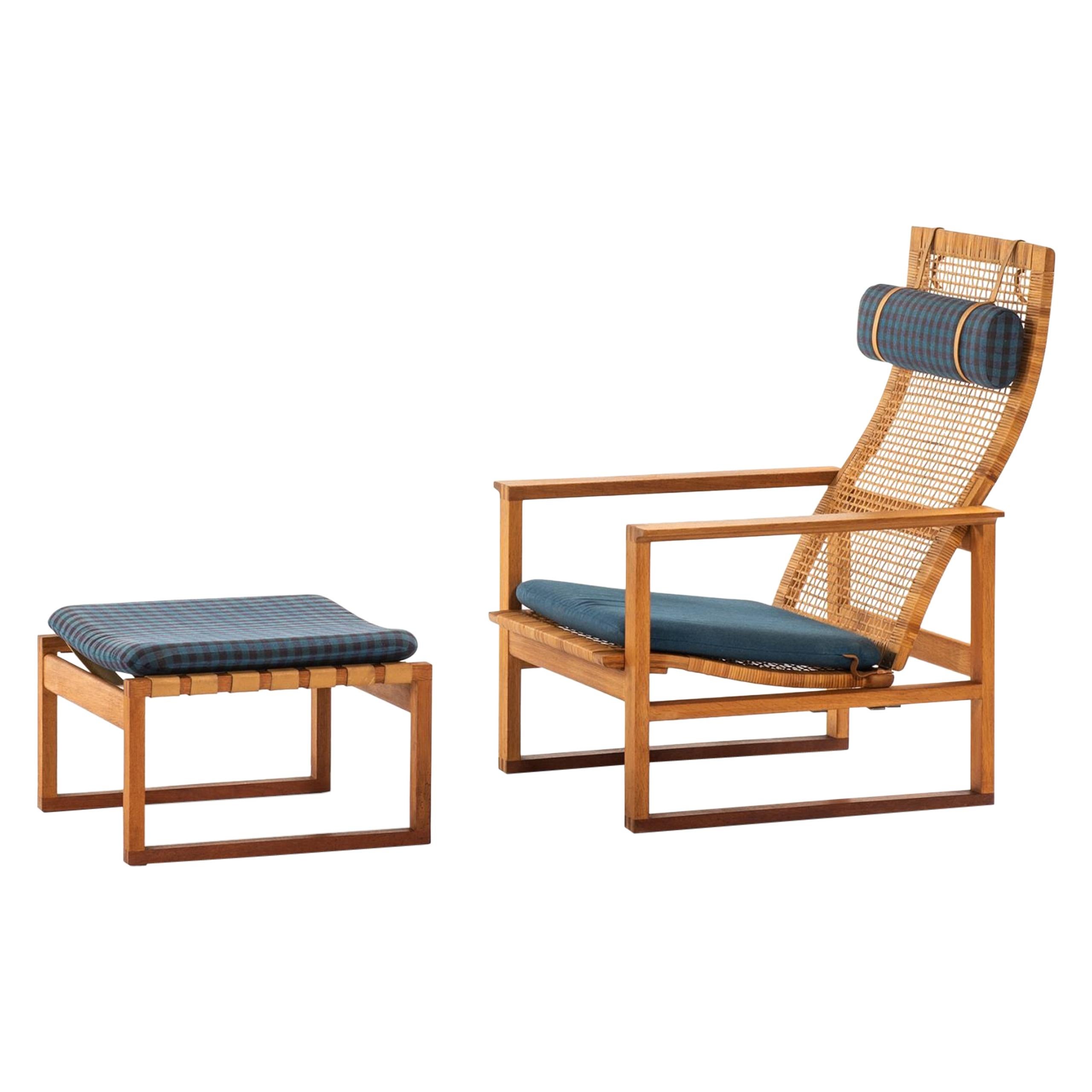 Børge Mogensen Easy Chair Bm-2254 with Stool by Fredericia Stolefabrik