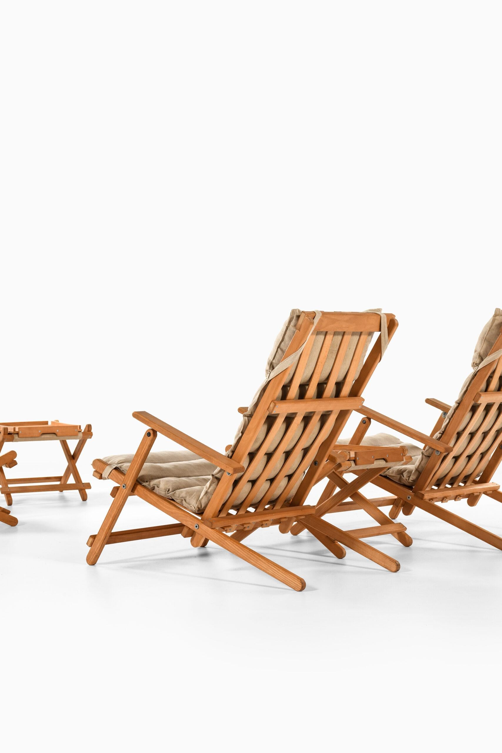 Børge Mogensen Easy Chairs and Side Tables Produced by Søborg Møbler For Sale 1