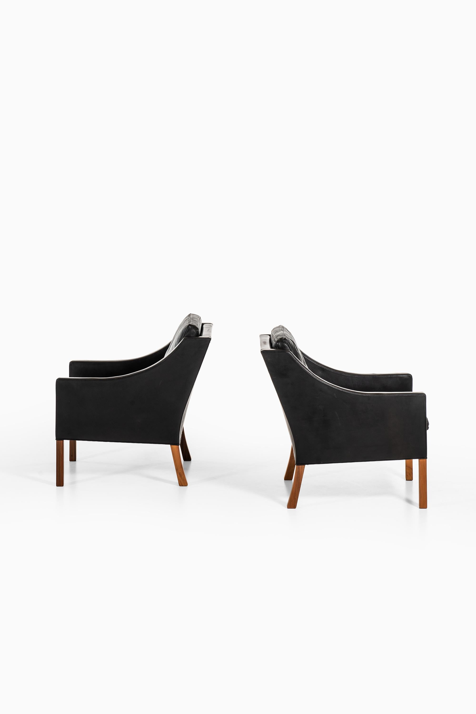 Scandinave moderne Fauteuils Børge Mogensen Modèle 2207 de Fredericia Stolefabrik au Danemark en vente