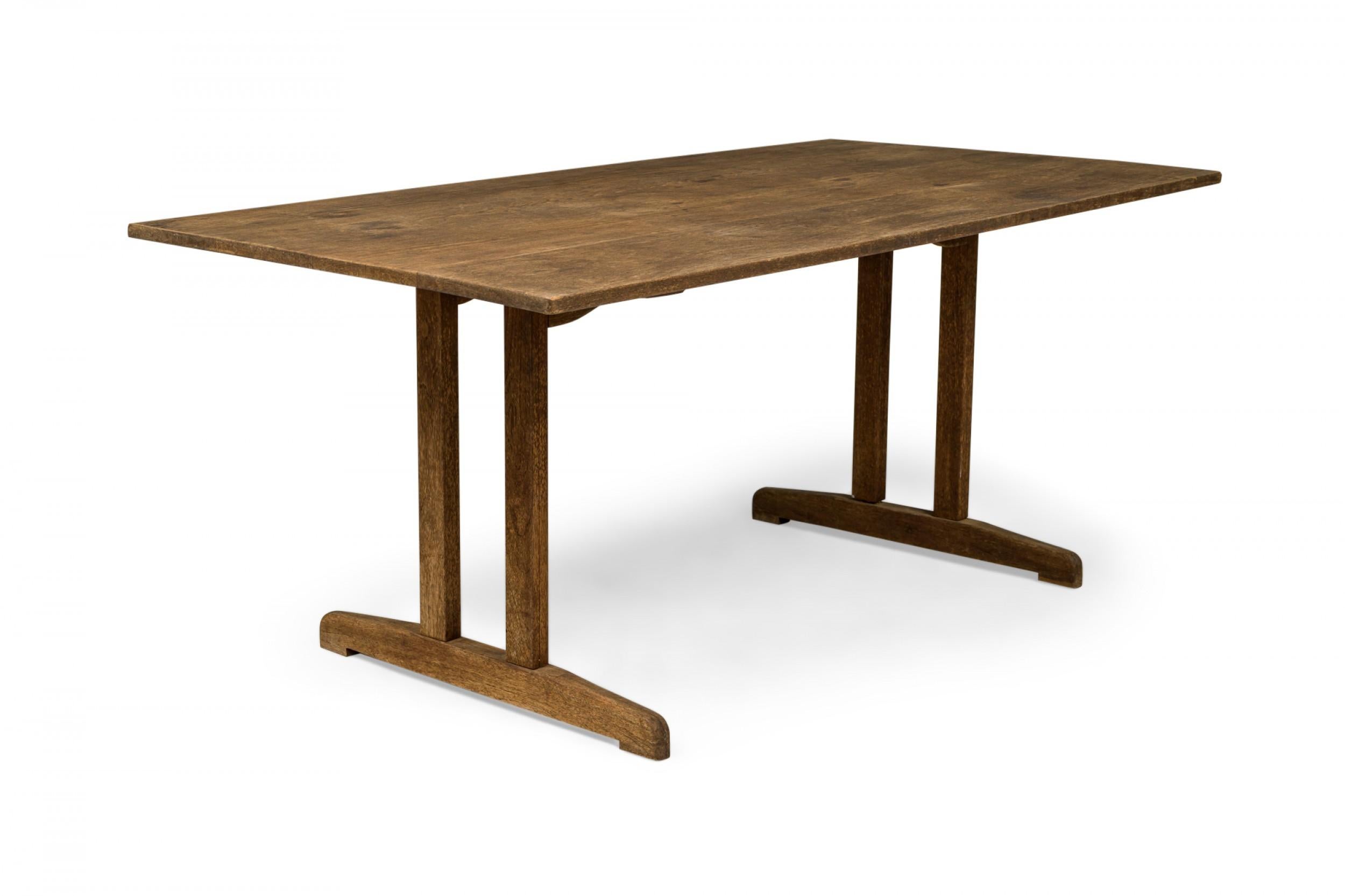 Børge Mogensen for FDB Møbler Danish Mid-Century Shaker Wooden Dining Table In Good Condition For Sale In New York, NY