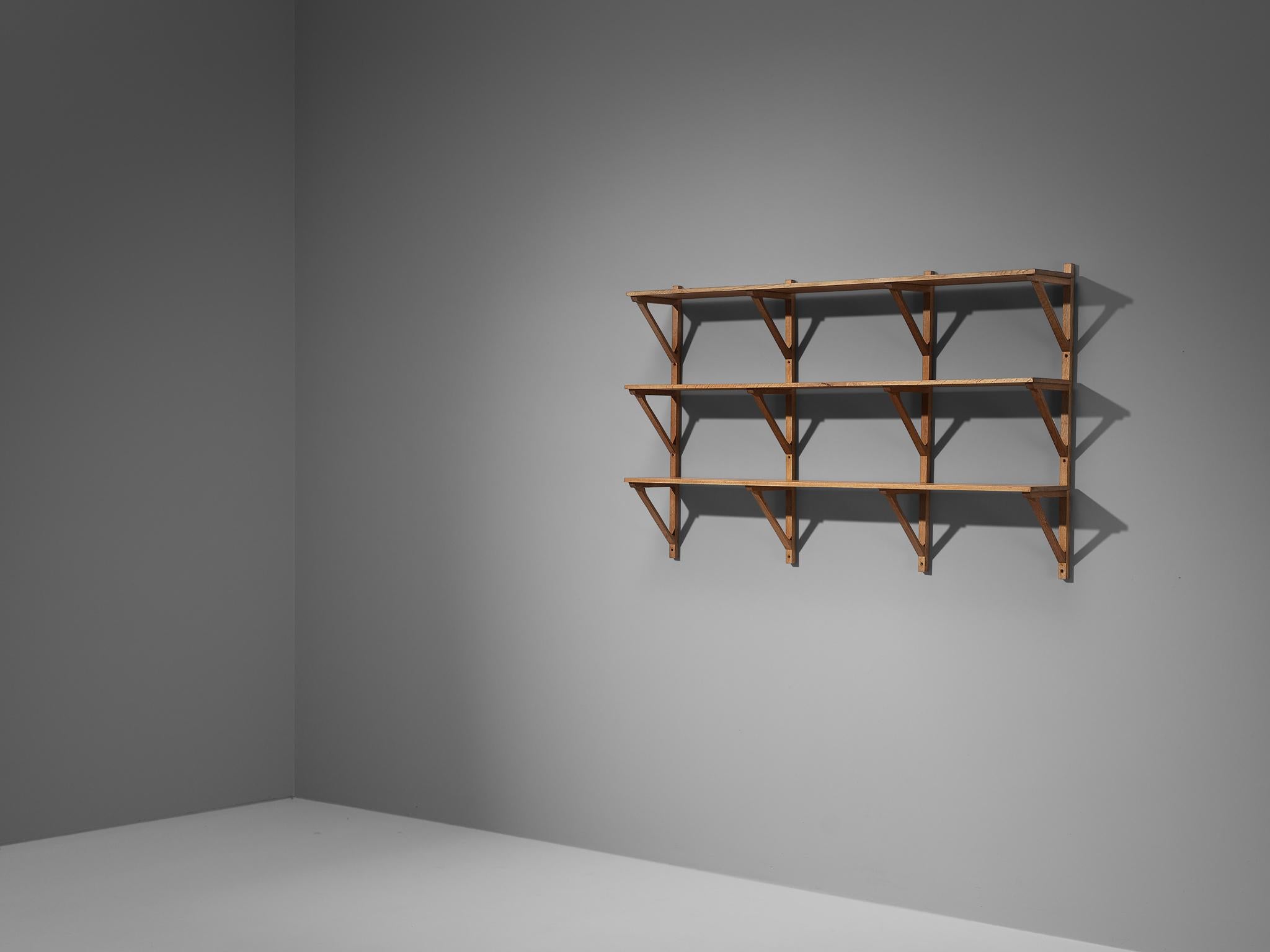 Scandinave moderne Børge Mogensen pour Federicia Stolefabrik Unité murale en Oak en vente