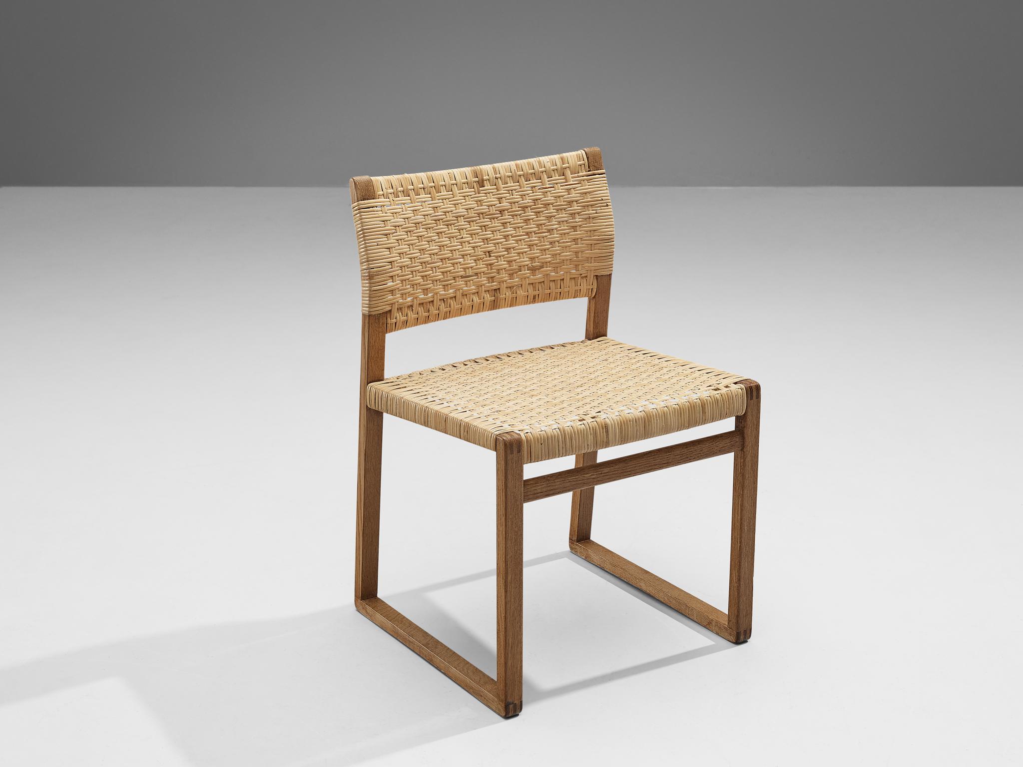 Børge Mogensen for Fredericia Dining Chairs ‘BM 61’ in Oak and Cane  For Sale 3