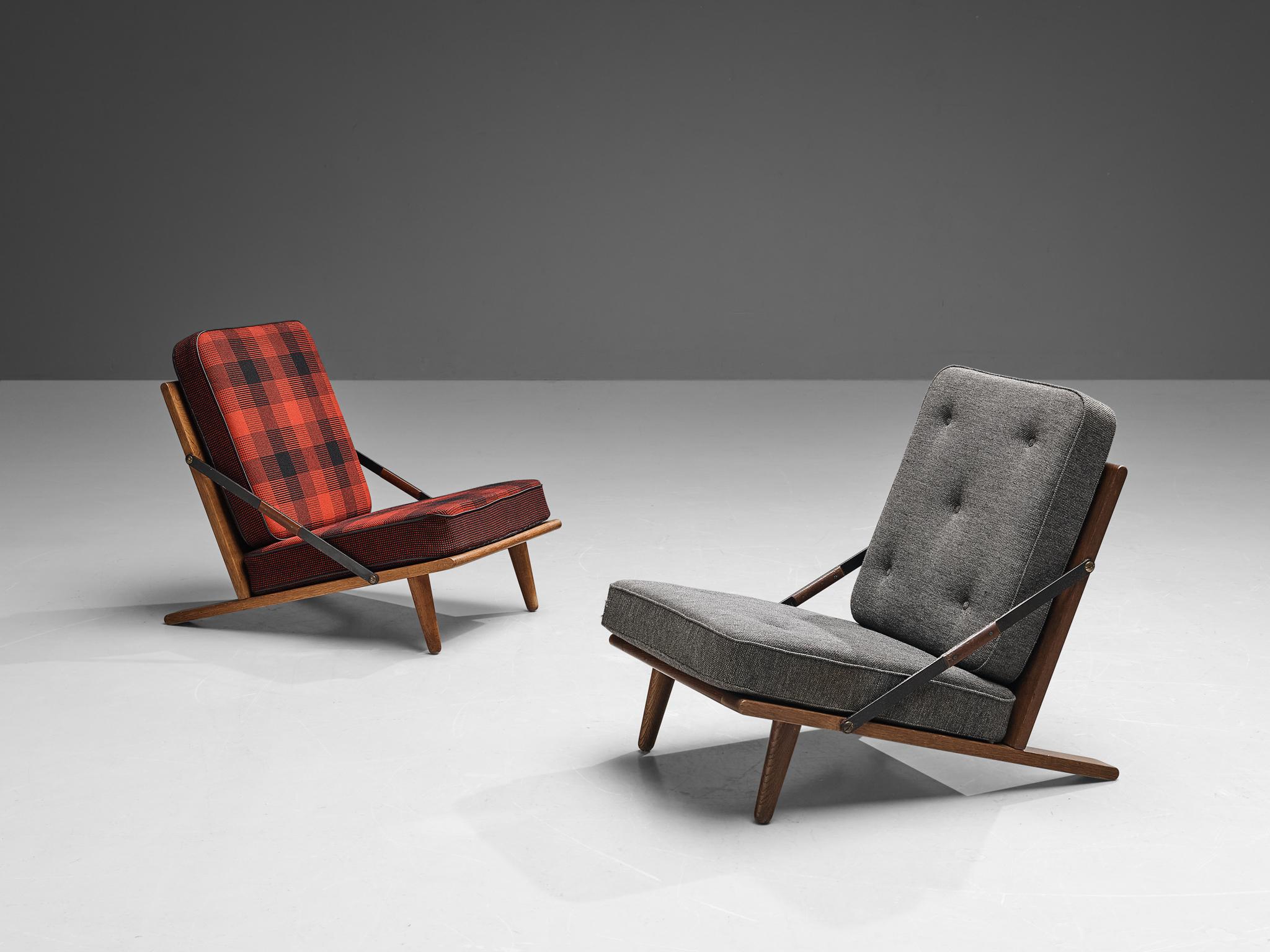 Børge Mogensen for Fredericia Hunting Chair in Oak and Woolen Upholstery For Sale 2