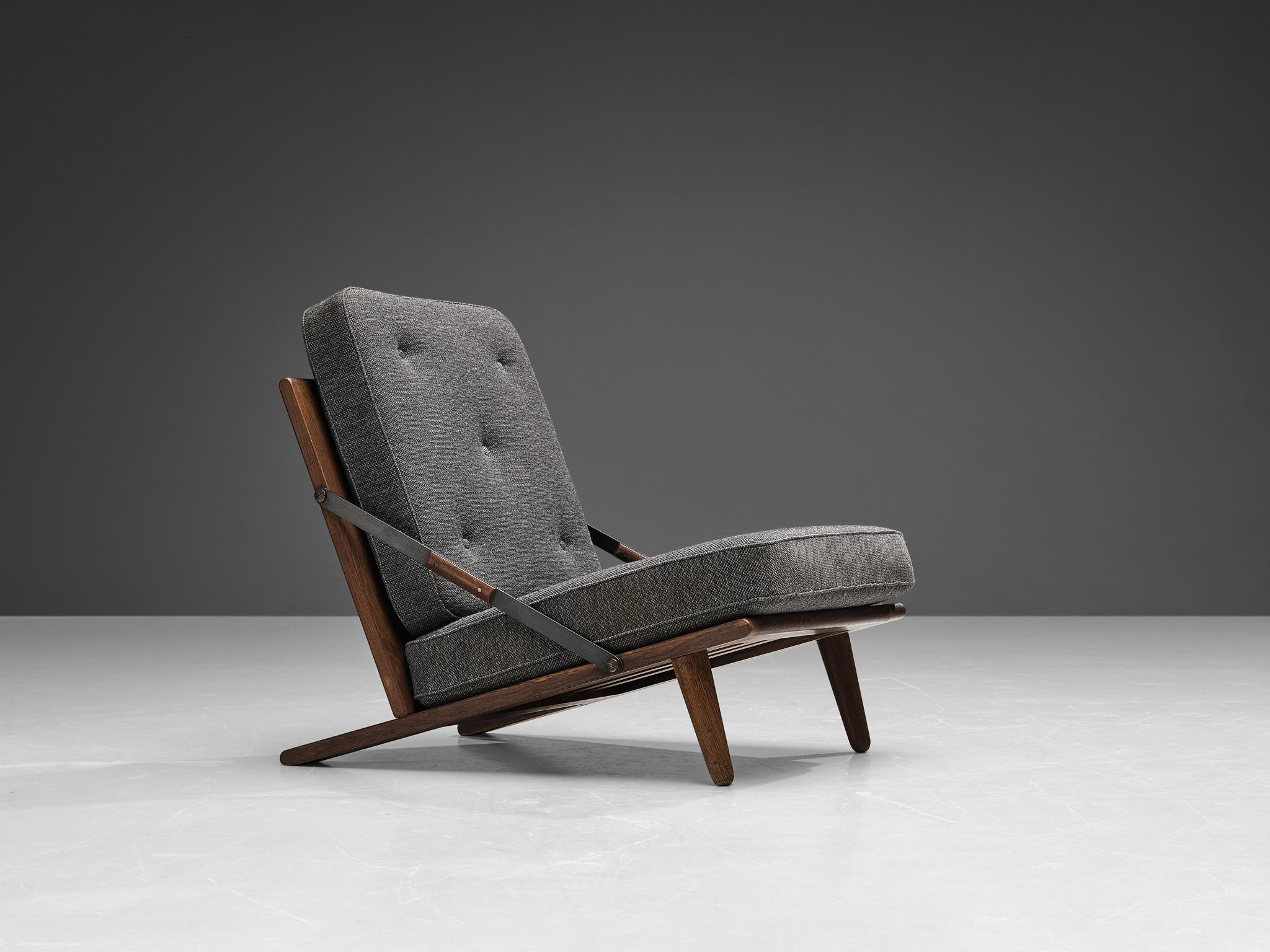 Scandinavian Modern Børge Mogensen for Fredericia Hunting Chair in Oak and Woolen Upholstery For Sale