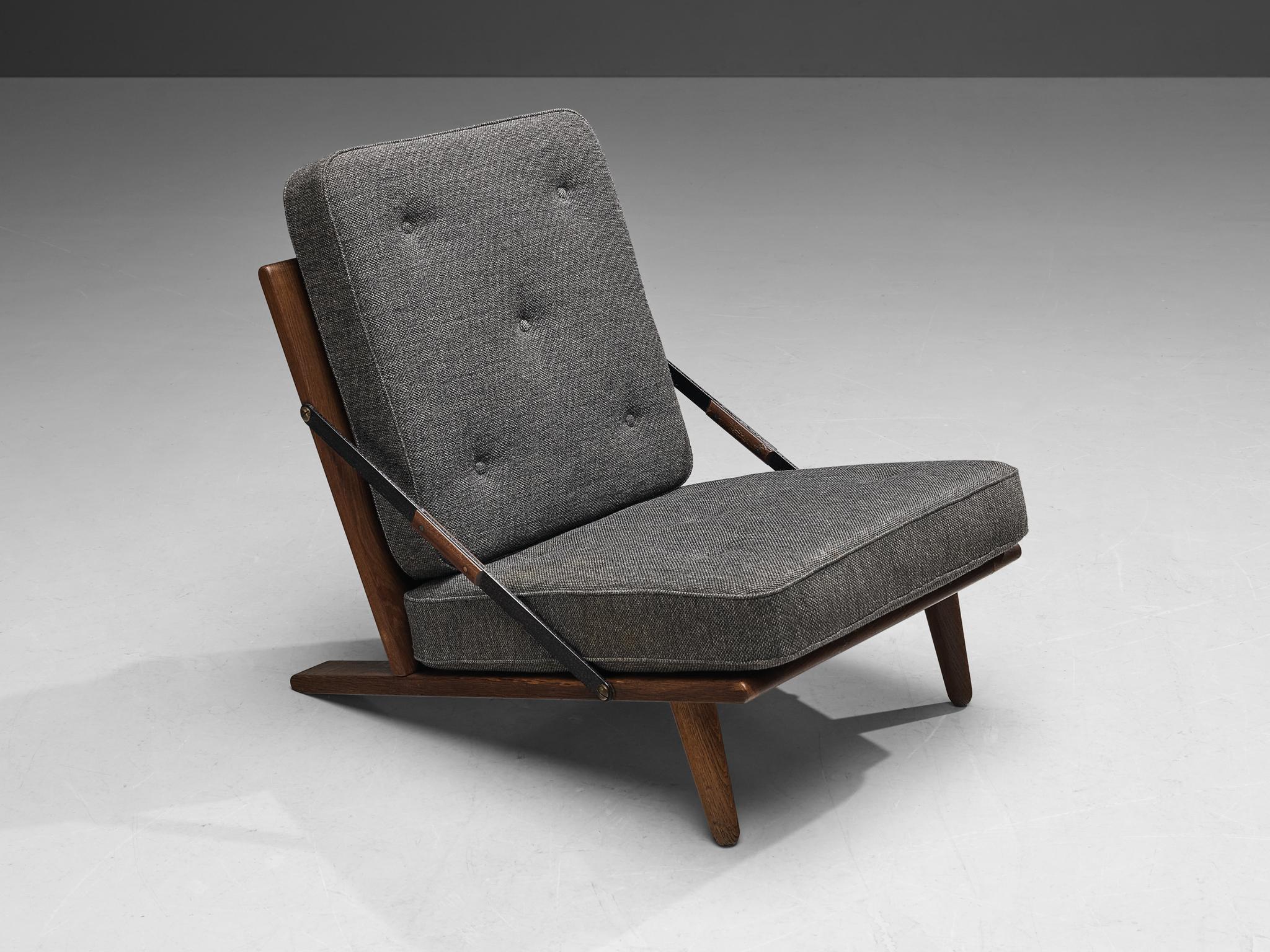 Børge Mogensen for Fredericia Hunting Chair in Oak and Woolen Upholstery In Good Condition For Sale In Waalwijk, NL