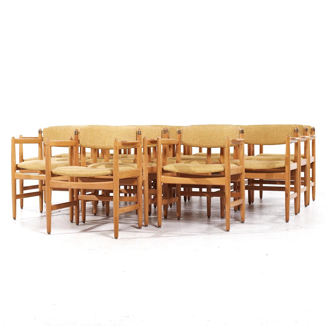 Mid-Century Modern Børge Mogensen pour Karl Andersson & Söner Chaises de salle à manger en chêne danois MCM - Set 16 en vente