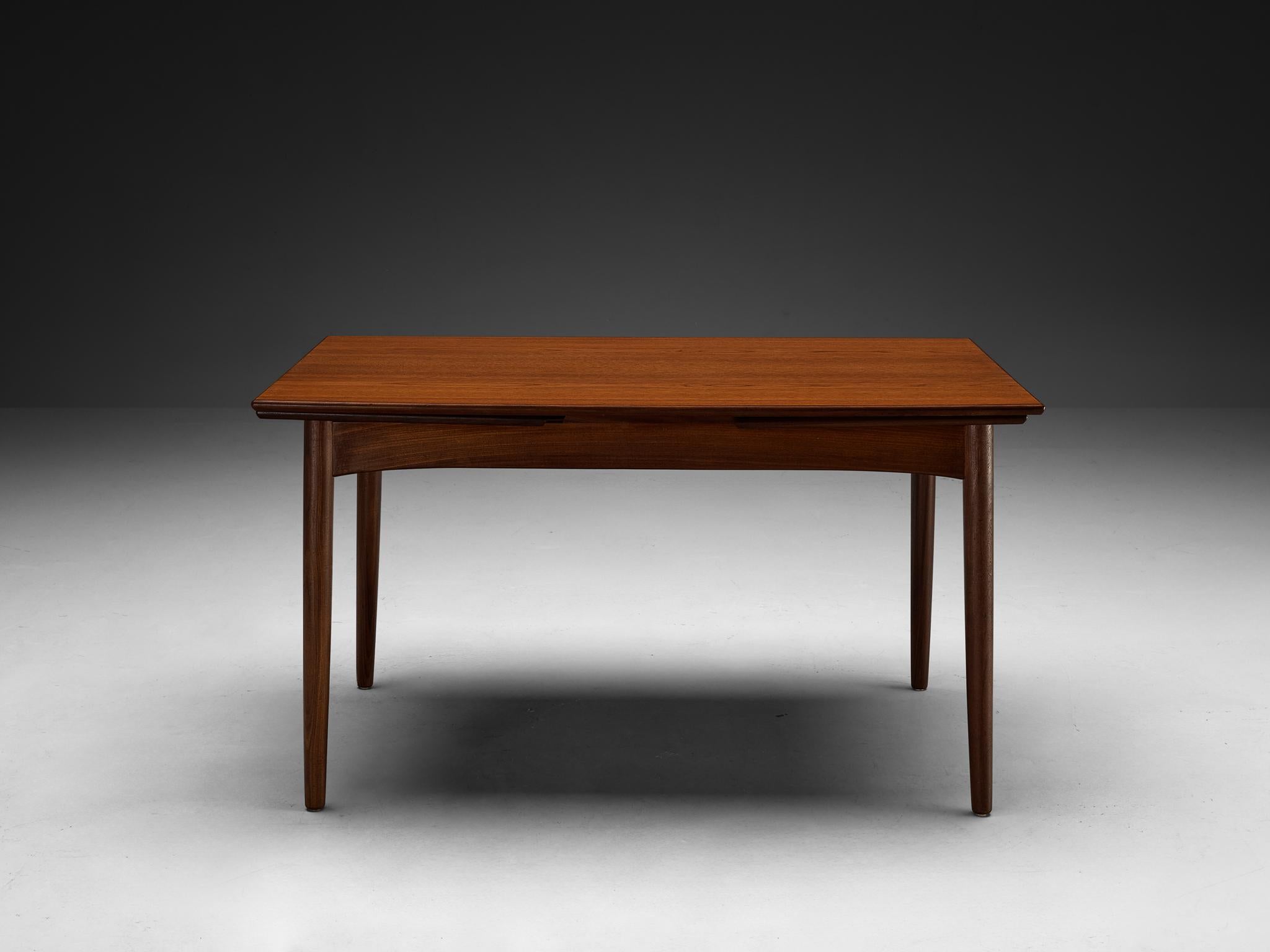 Børge Mogensen pour Søborg Møbelfabrik Table à manger extensible en teck en vente 2