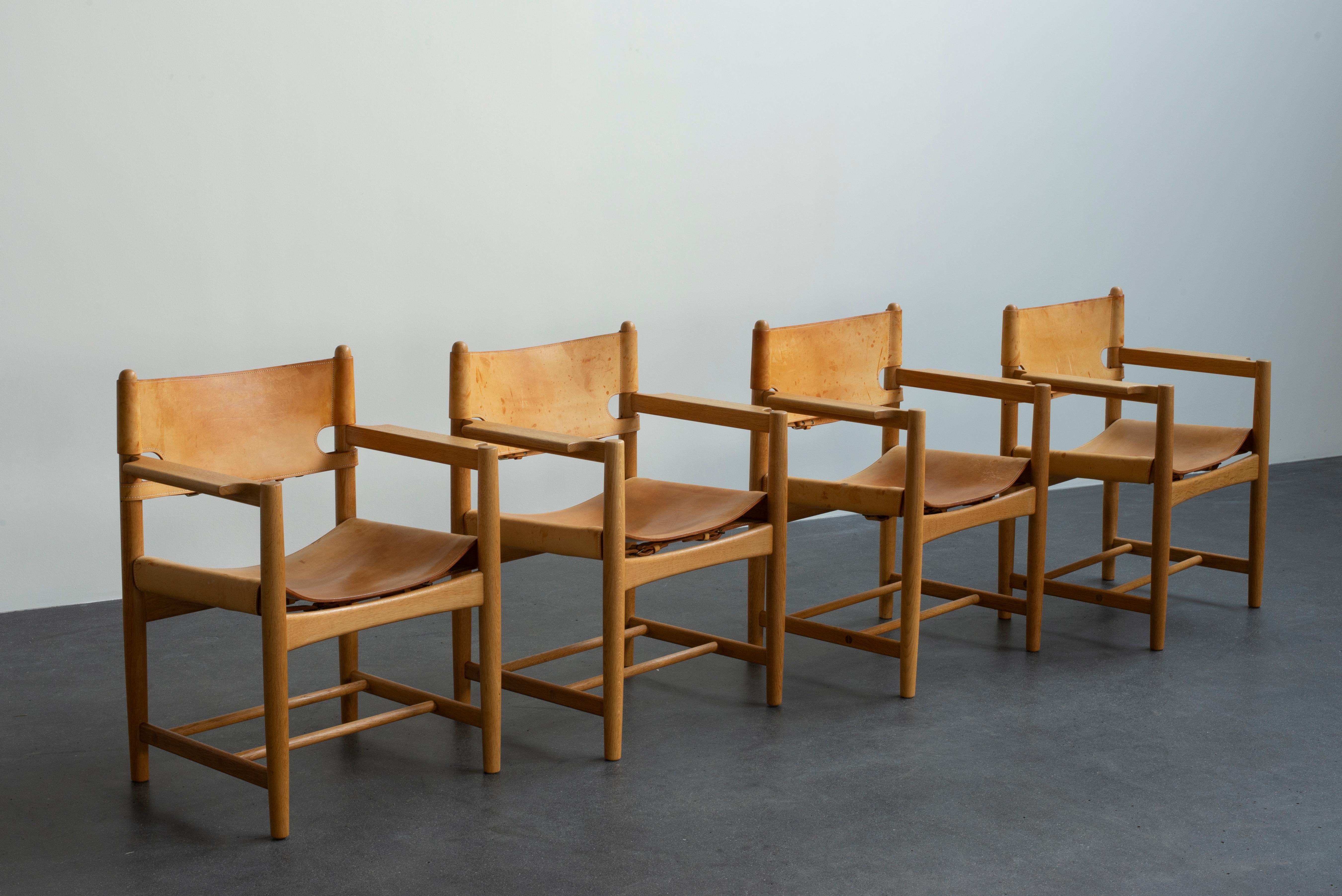 Vier Sessel von Børge Mogensen für Fredericia Furniture (Dänisch) im Angebot