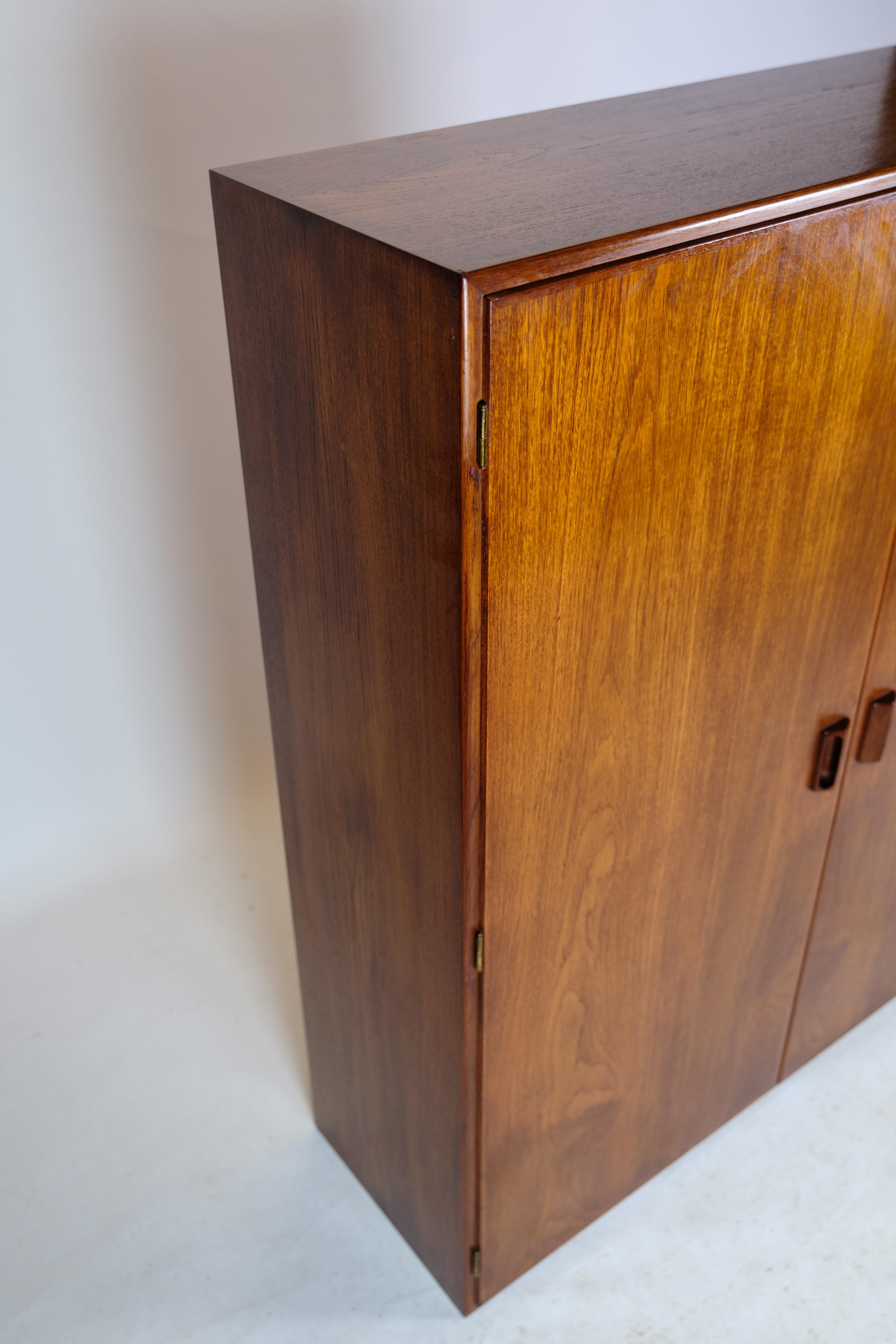 Børge Mogensen Hanging Cabinet In Teak Wood from the 1950s In Good Condition For Sale In Lejre, DK