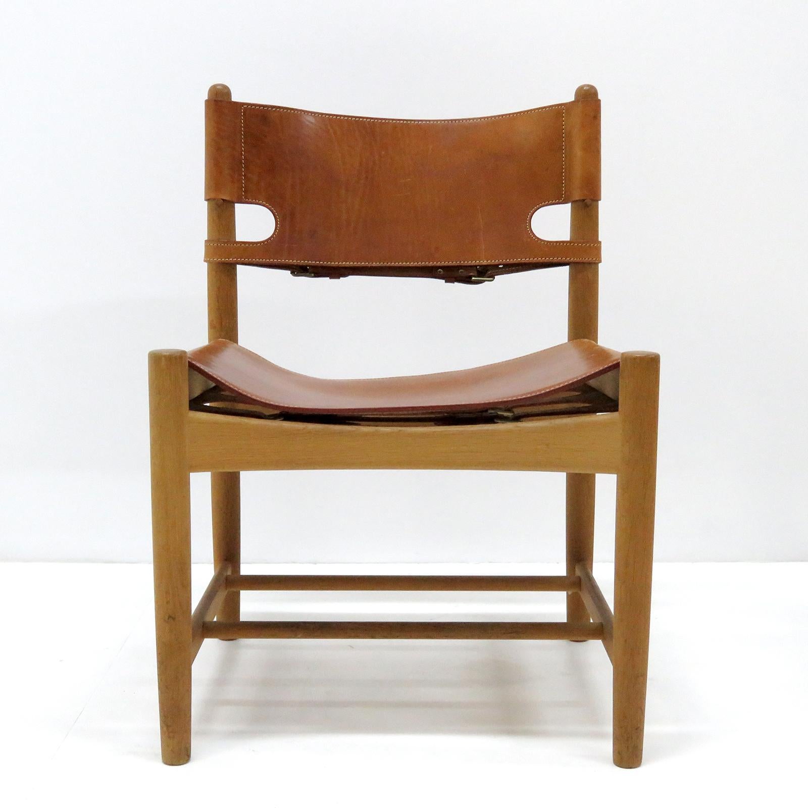Wonderful Børge Mogensen 'Hunting' chairs, model no. 3237 for Fredericia Furniture, with saddle leather on oak frames, great patina. Priced individually.