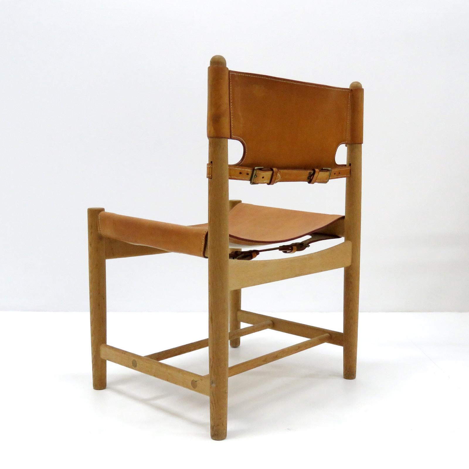 Børge Mogensen 'Hunting' Chairs, Model 3237 im Zustand „Gut“ in Los Angeles, CA
