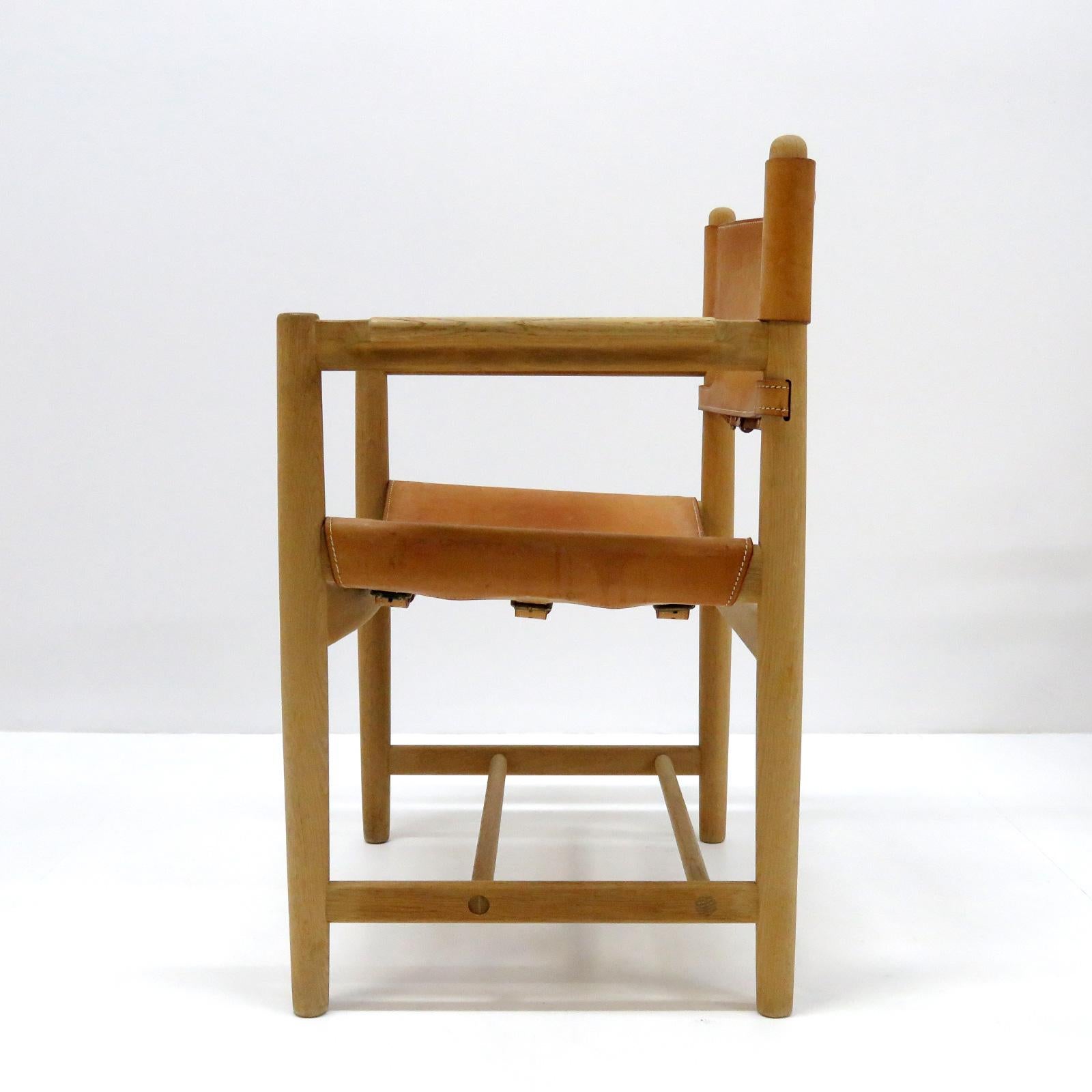 Børge Mogensen 'Hunting' Chairs, Model 3238 im Zustand „Gut“ in Los Angeles, CA