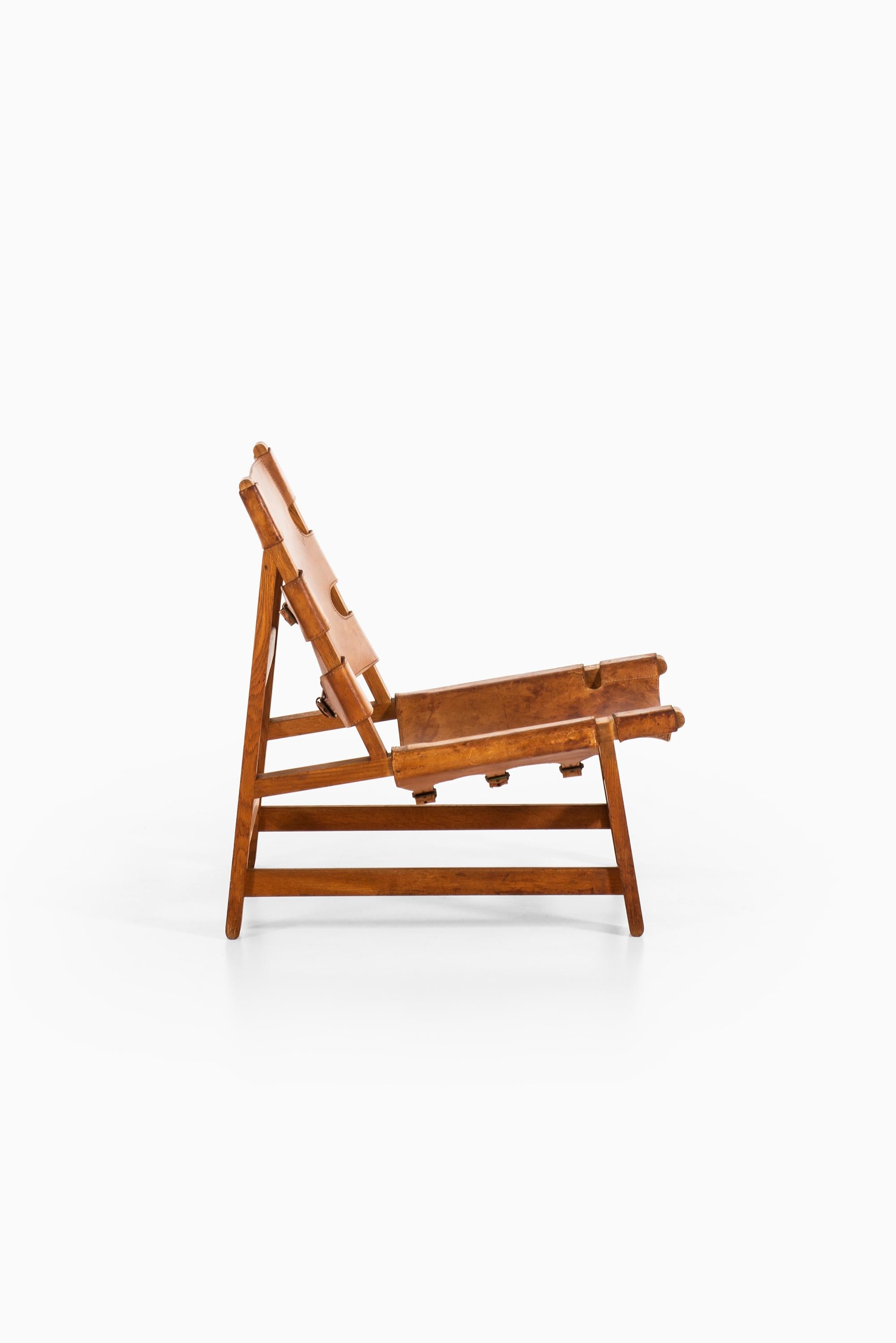 Mid-20th Century Børge Mogensen Hunting Easy Chair Model 2224 by Fredericia Stolefabrik