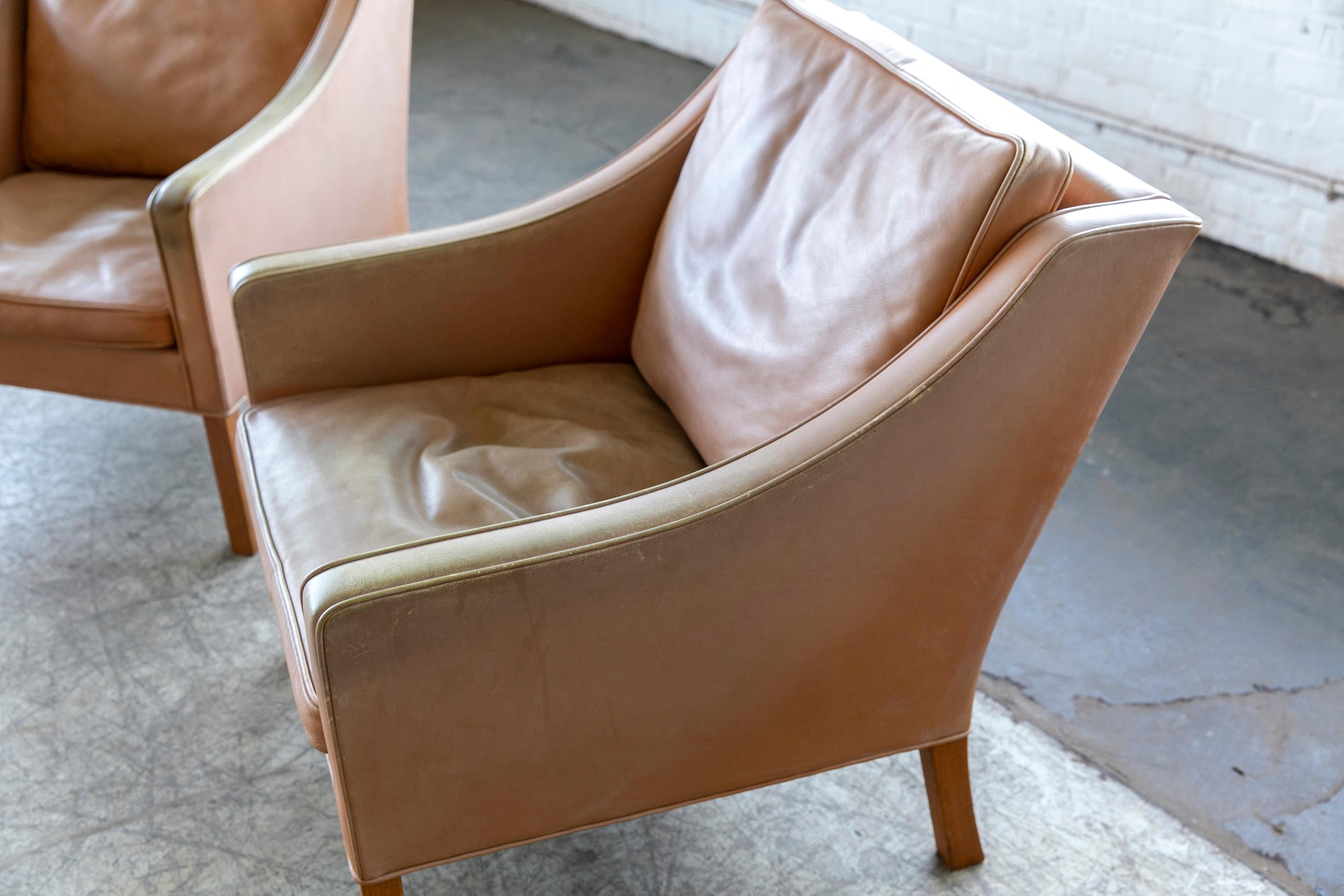 Børge Mogensen Lounge Chair Model 2207 in Down Filled Beige Aniline Leather 1