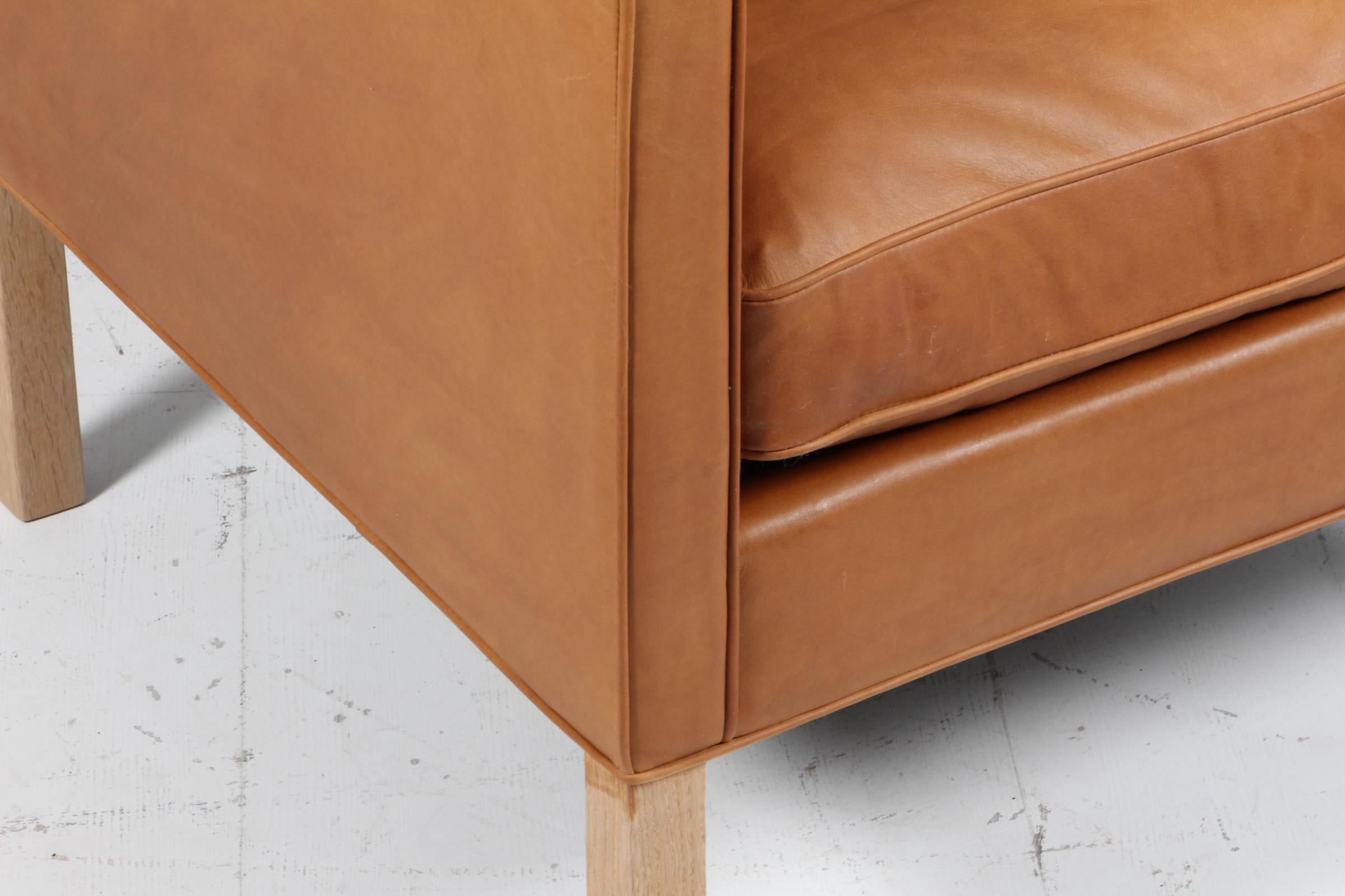 Silla de salón Børge Mogensen, Modelo 2321, plena flor coñac en Excelente estado para la venta en Esbjerg, DK