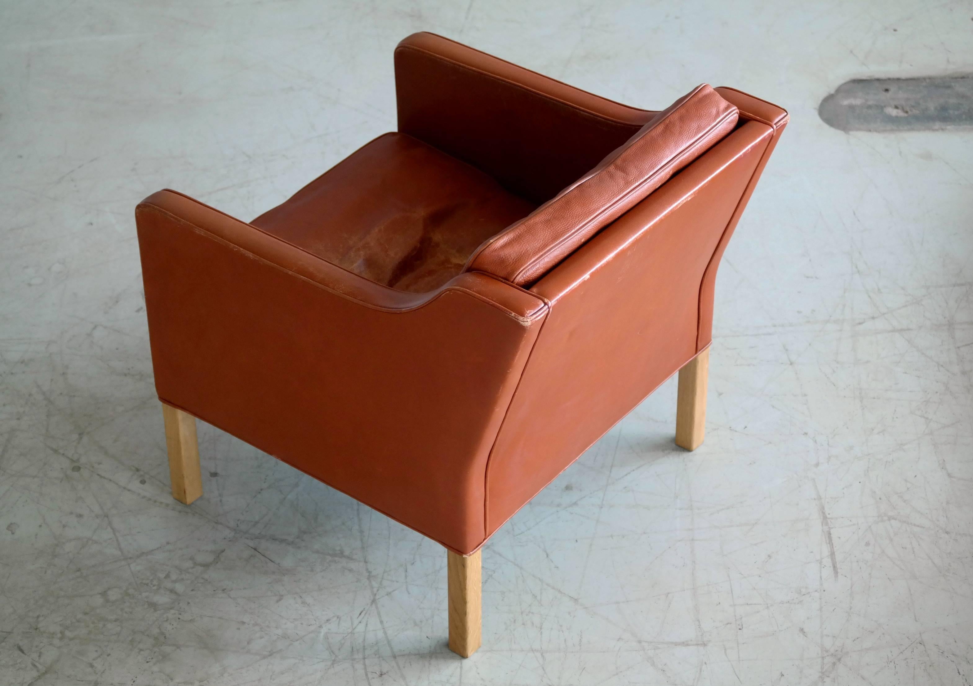 Børge Mogensen Lounge Chair Model 2421 in Down Filled Cognac Colored Leather In Good Condition In Bridgeport, CT