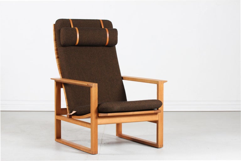 Mid-Century Modern Børge Mogensen Lounge Sled Chair 2254 of Oak + Cane by Fredericia Furniture 60s For Sale