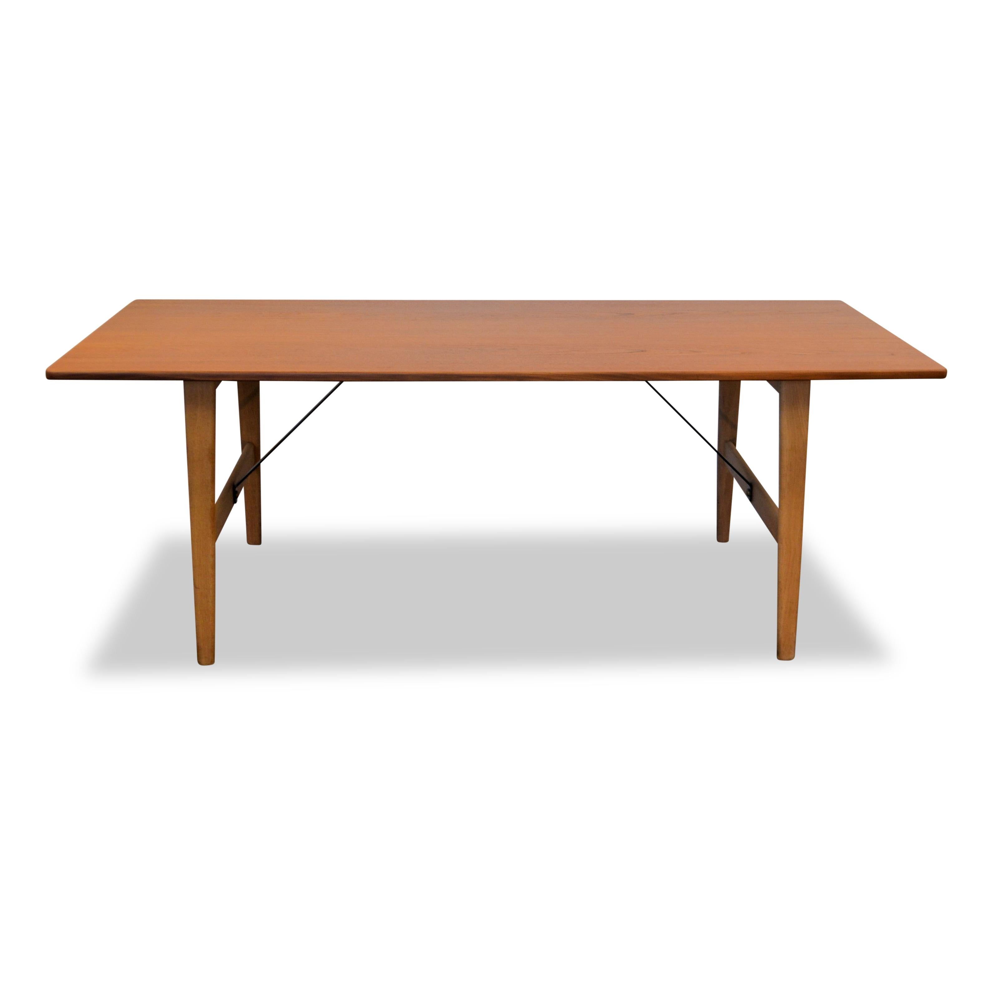 Mid-Century Modern Børge Mogensen Low Dining Table, Model 281