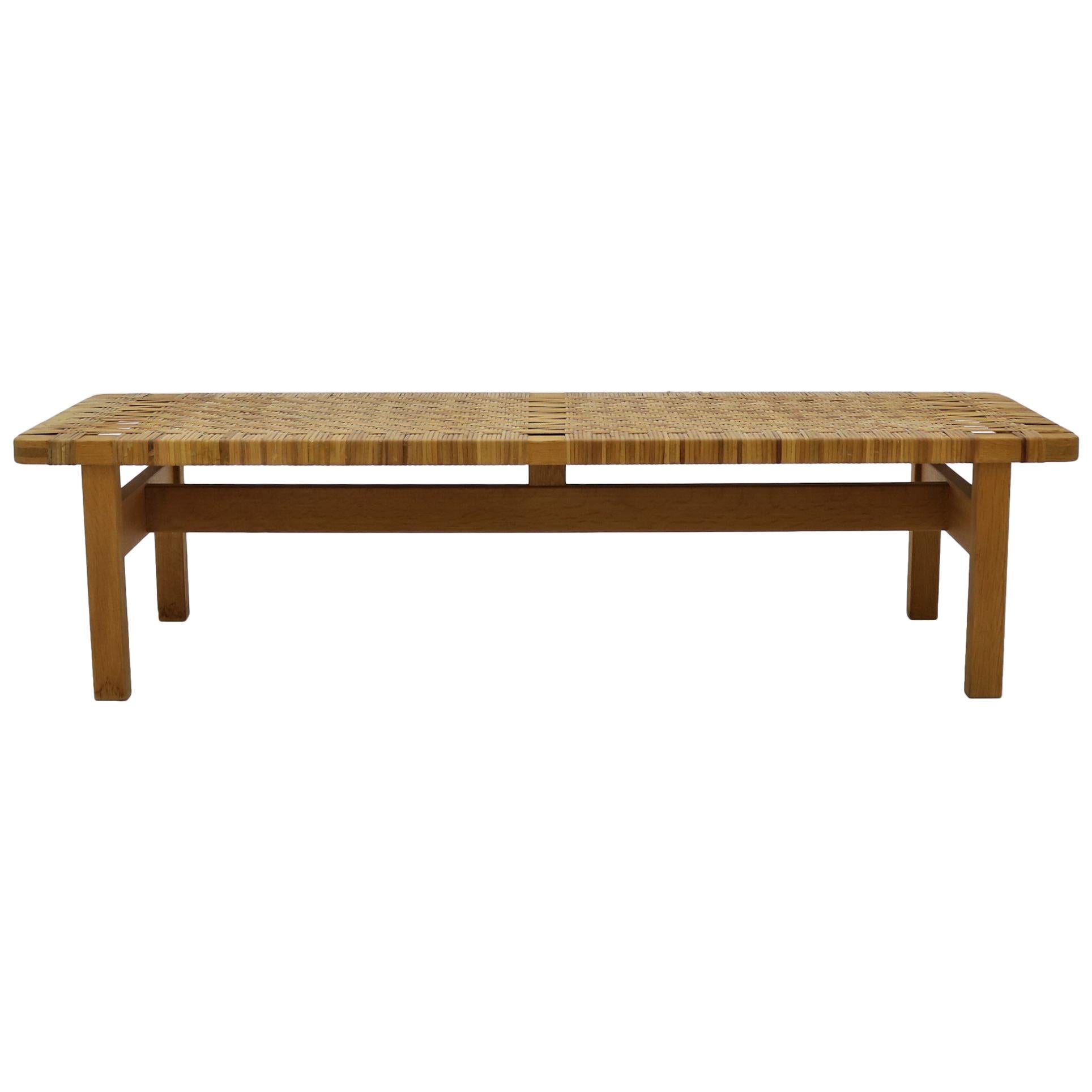 Børge Mogensen Mid-Century Modern Bench/side table in Oak and Cane, Model 5272