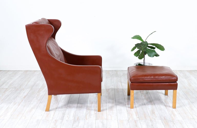 Mid-Century Modern Børge Mogensen Model-2204 Cognac Leather Wing Chair for Fredericia Stolefabrik For Sale