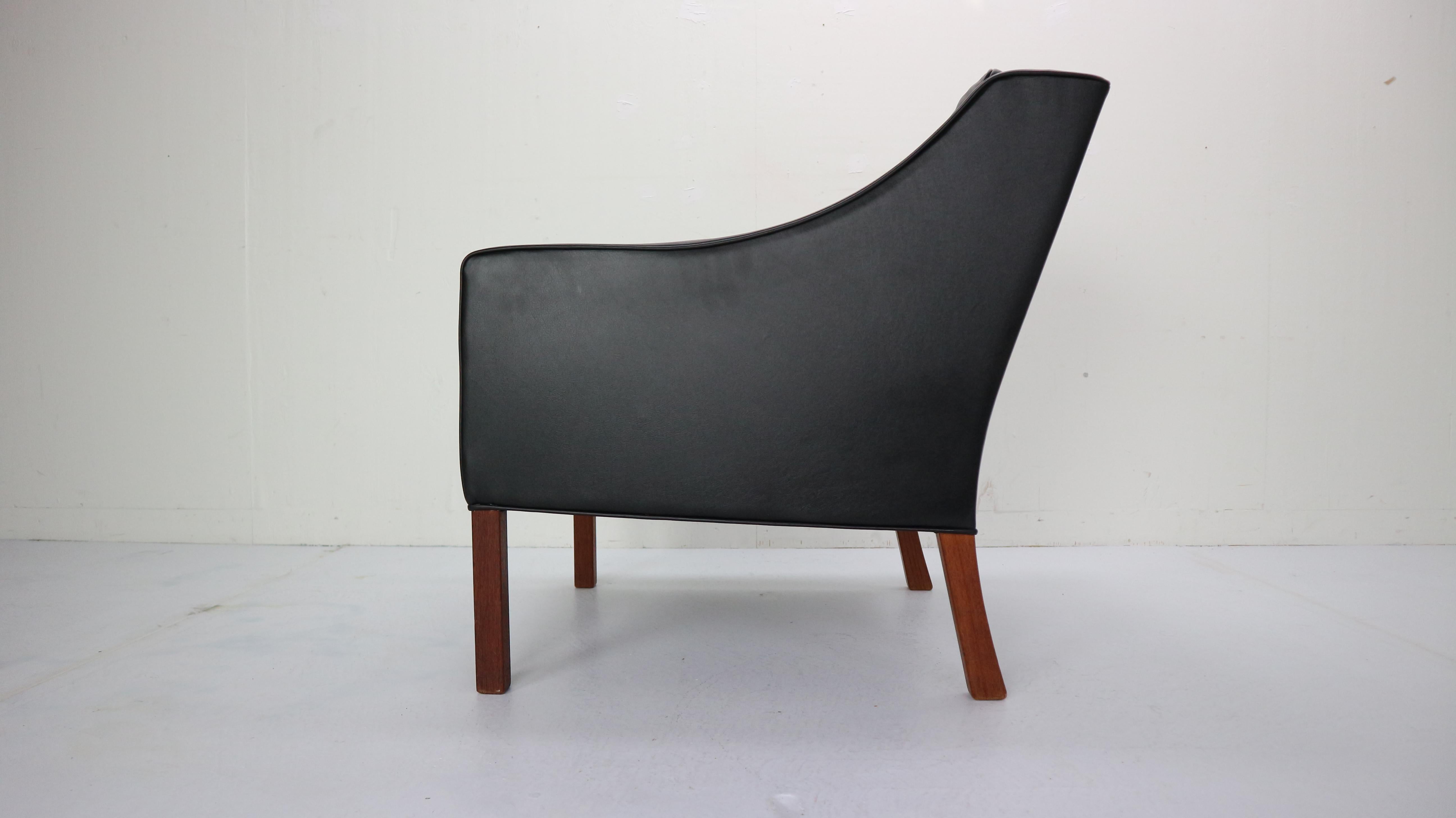 Børge Mogensen Model #2207 Black Leather Lounge Chair, 1960s Denmark 2