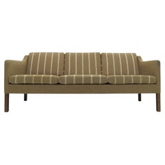 Børge Mogensen Modell #2223 Dreisitziges Sofa, 1960