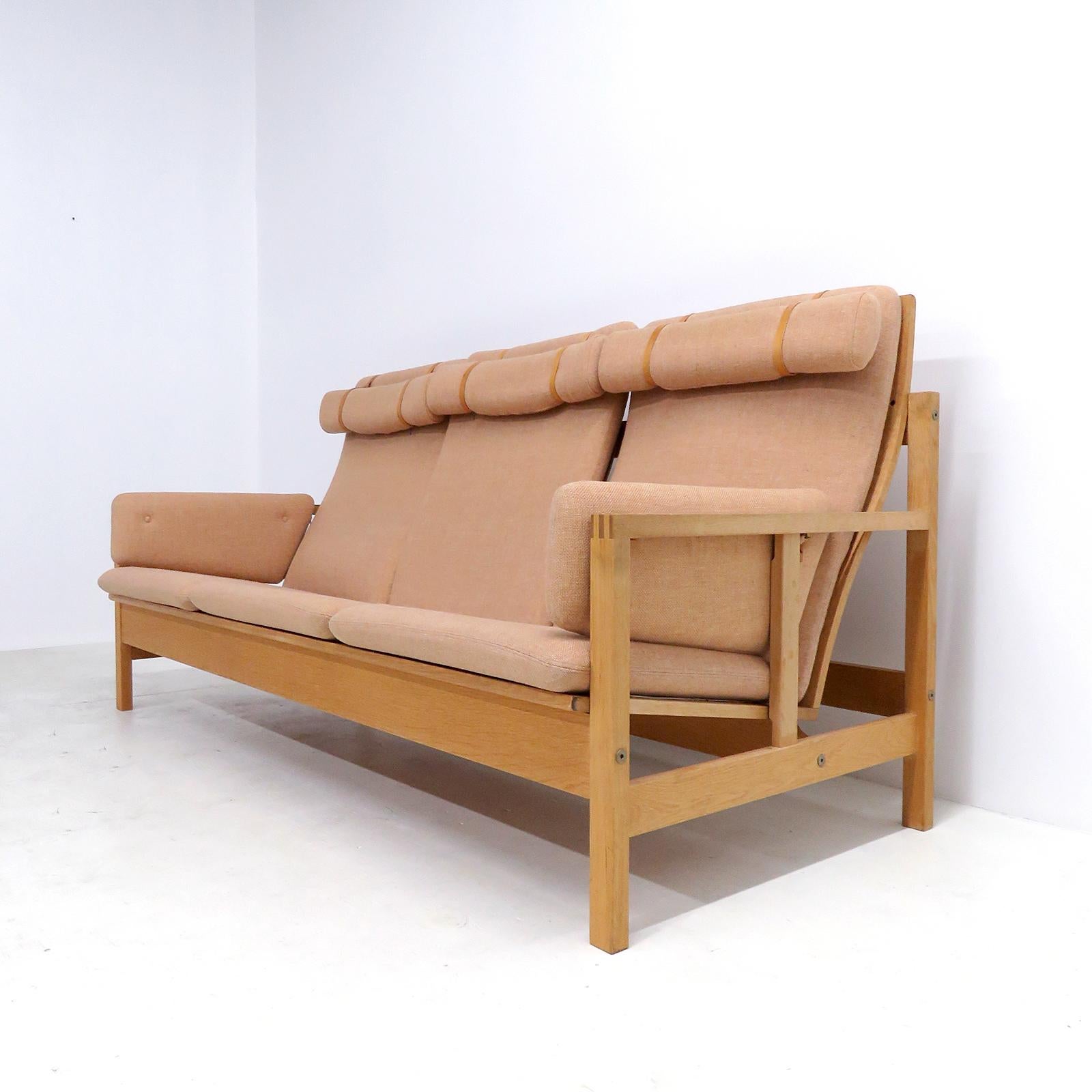 Børge Mogensen Modell #2253 Dreisitziges Sofa, 1960 (Mitte des 20. Jahrhunderts) im Angebot