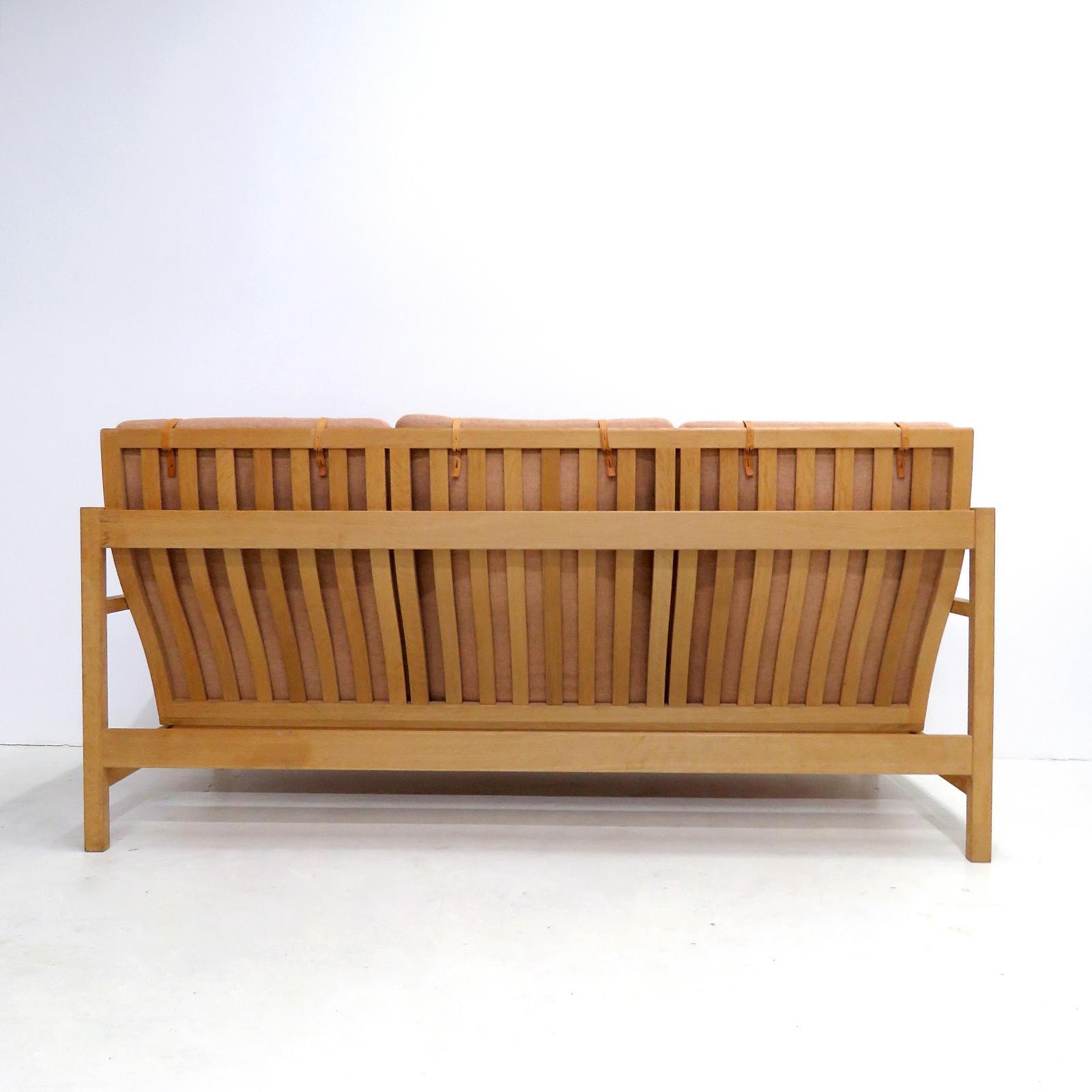 Børge Mogensen Modell #2253 Dreisitziges Sofa, 1960 im Angebot 1